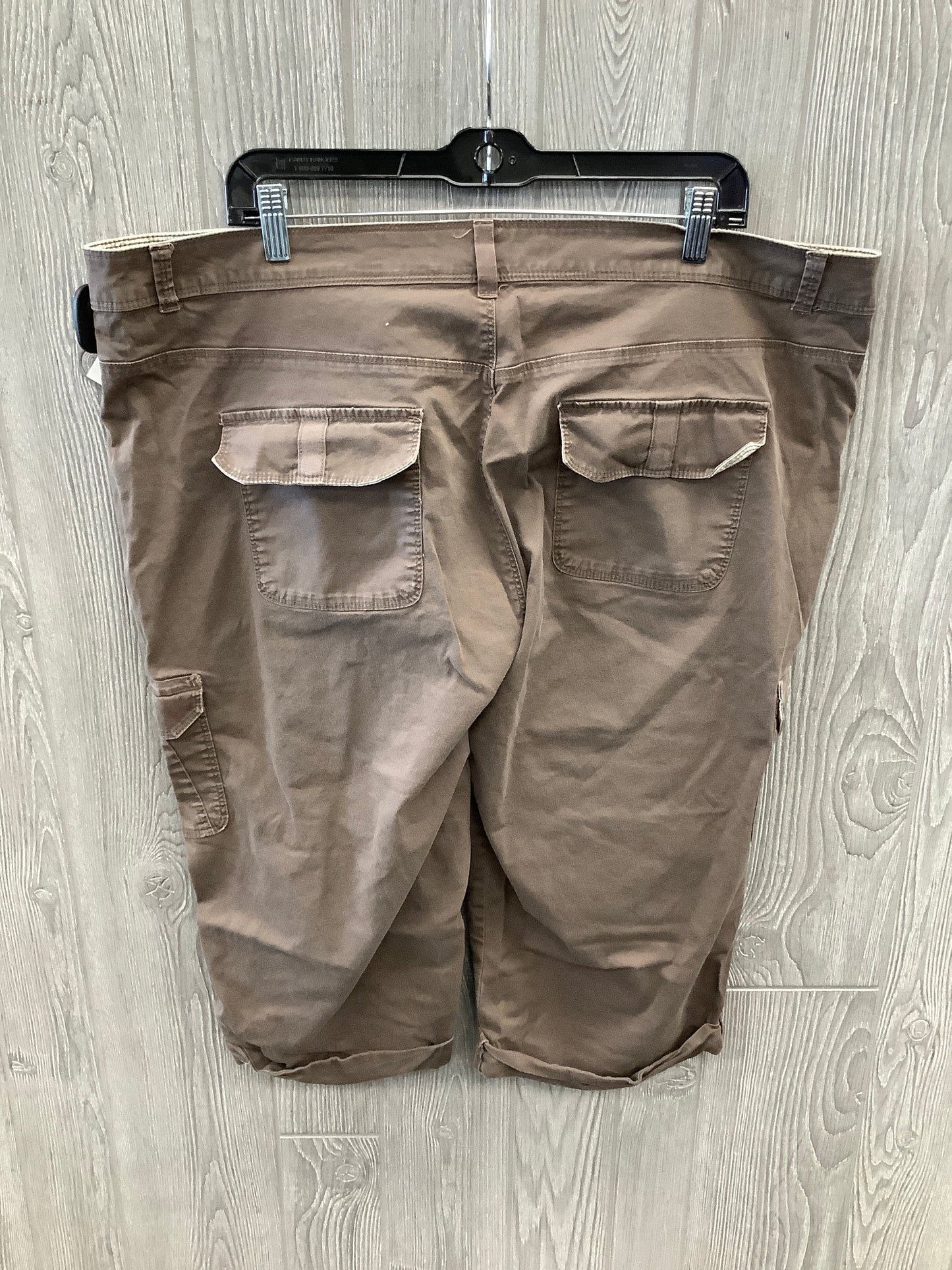 Capris By Gloria Vanderbilt In Brown, Size: 20