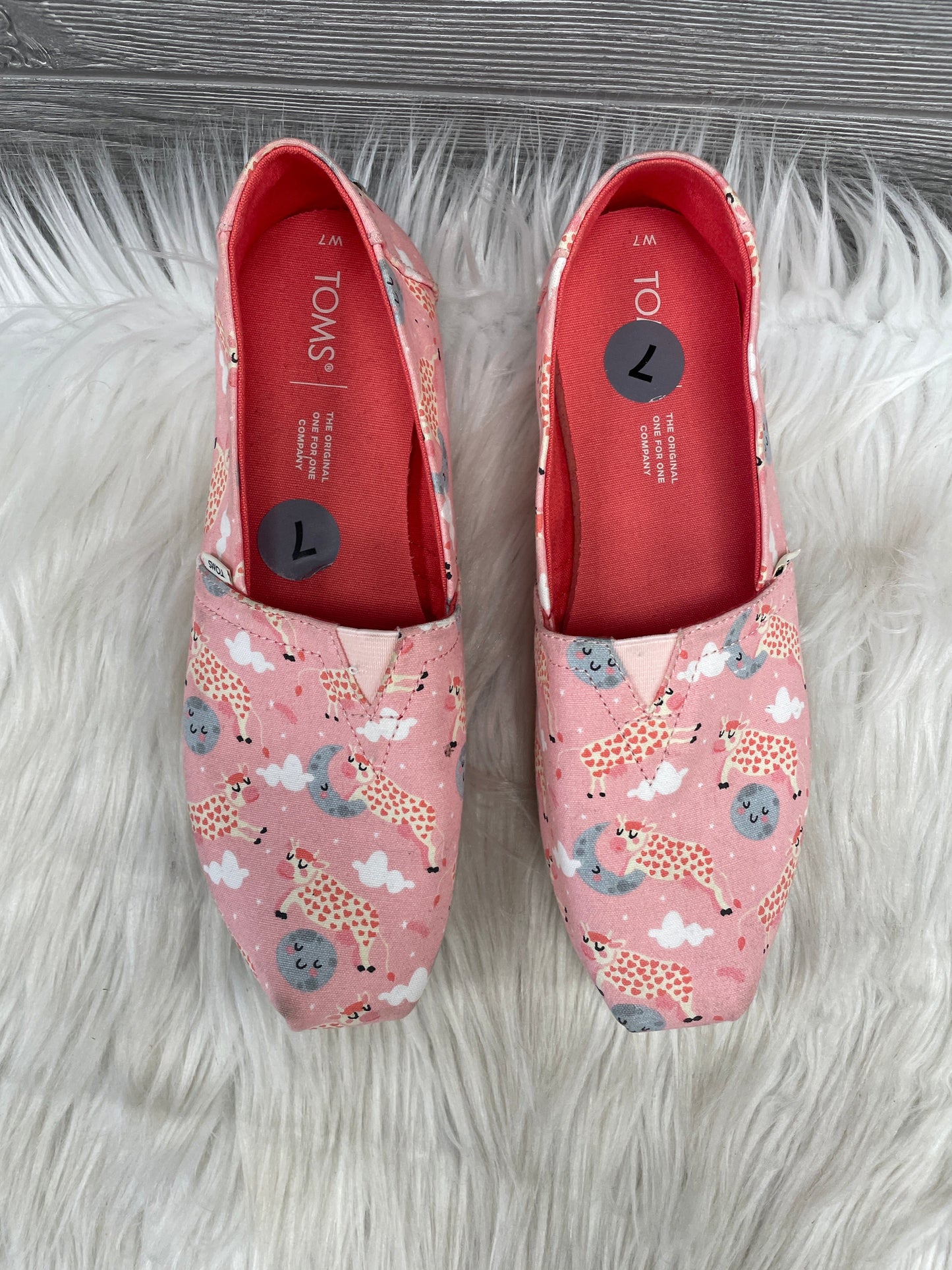 Shoes Flats By Toms In Pink, Size: 7