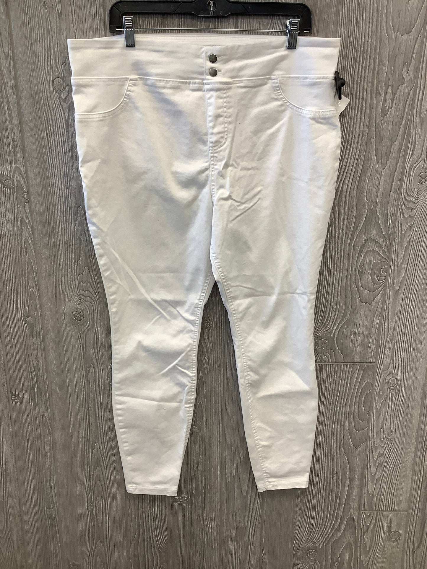 Jeans Straight By Terra & Sky In White, Size: 16