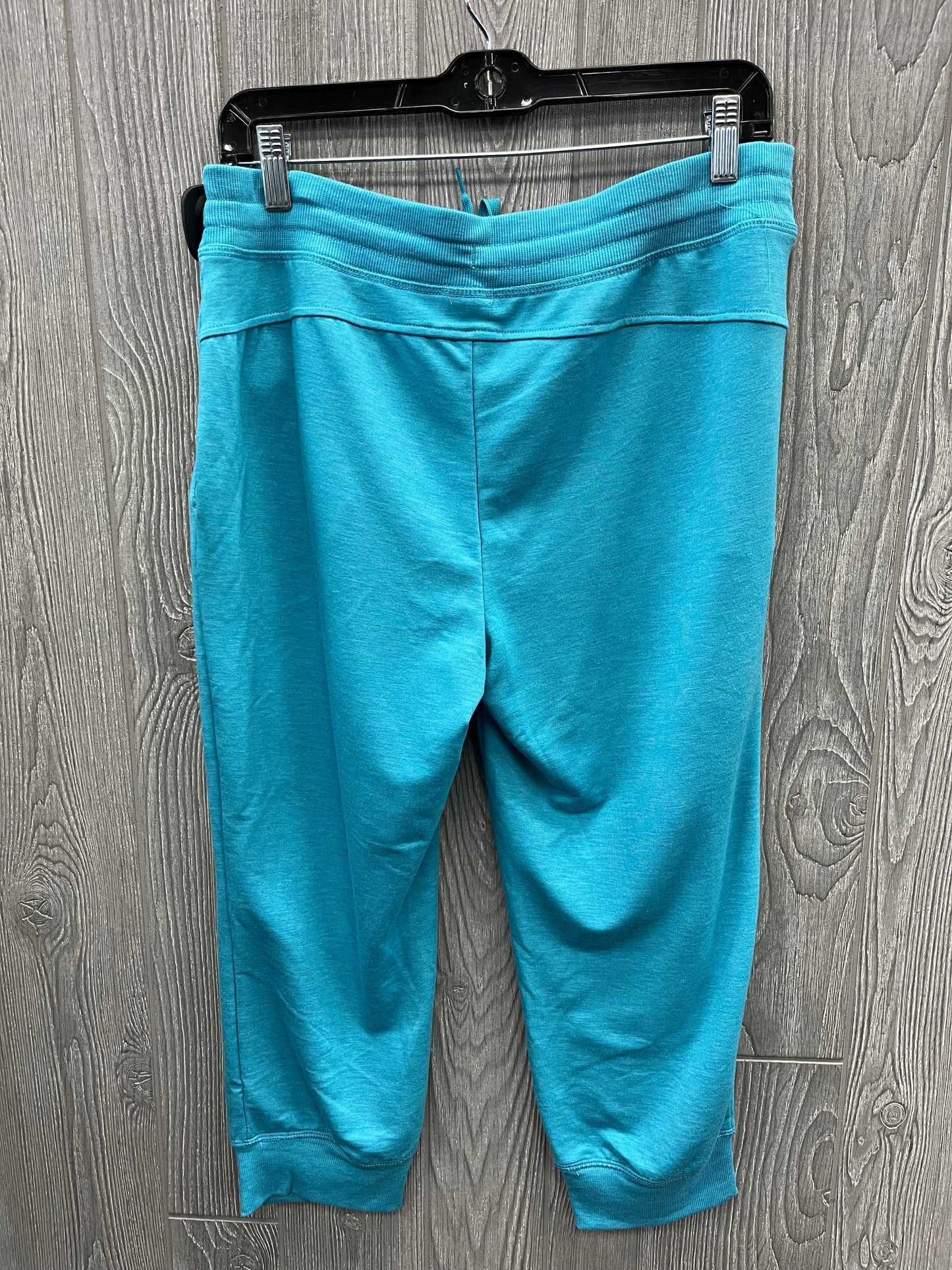 Athletic Capris By Jockey In Blue, Size: M