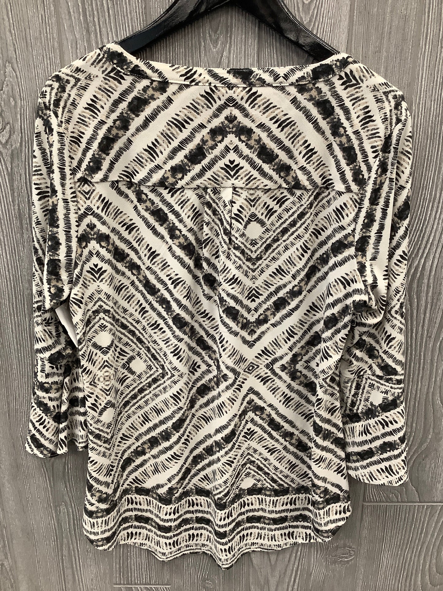 Top Long Sleeve By Dana Buchman In Grey, Size: L