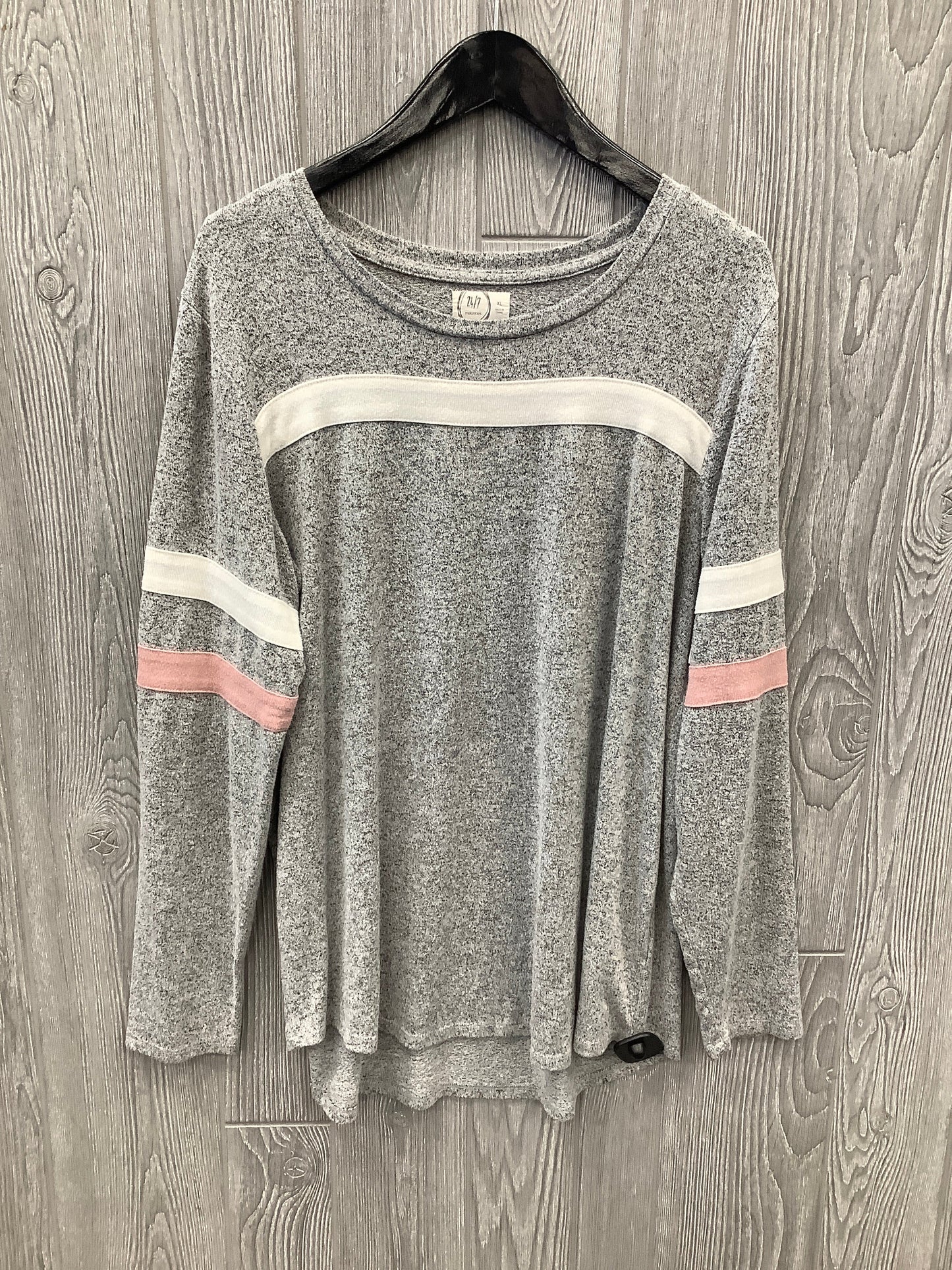 Top Long Sleeve By Maurices In Grey, Size: Xl