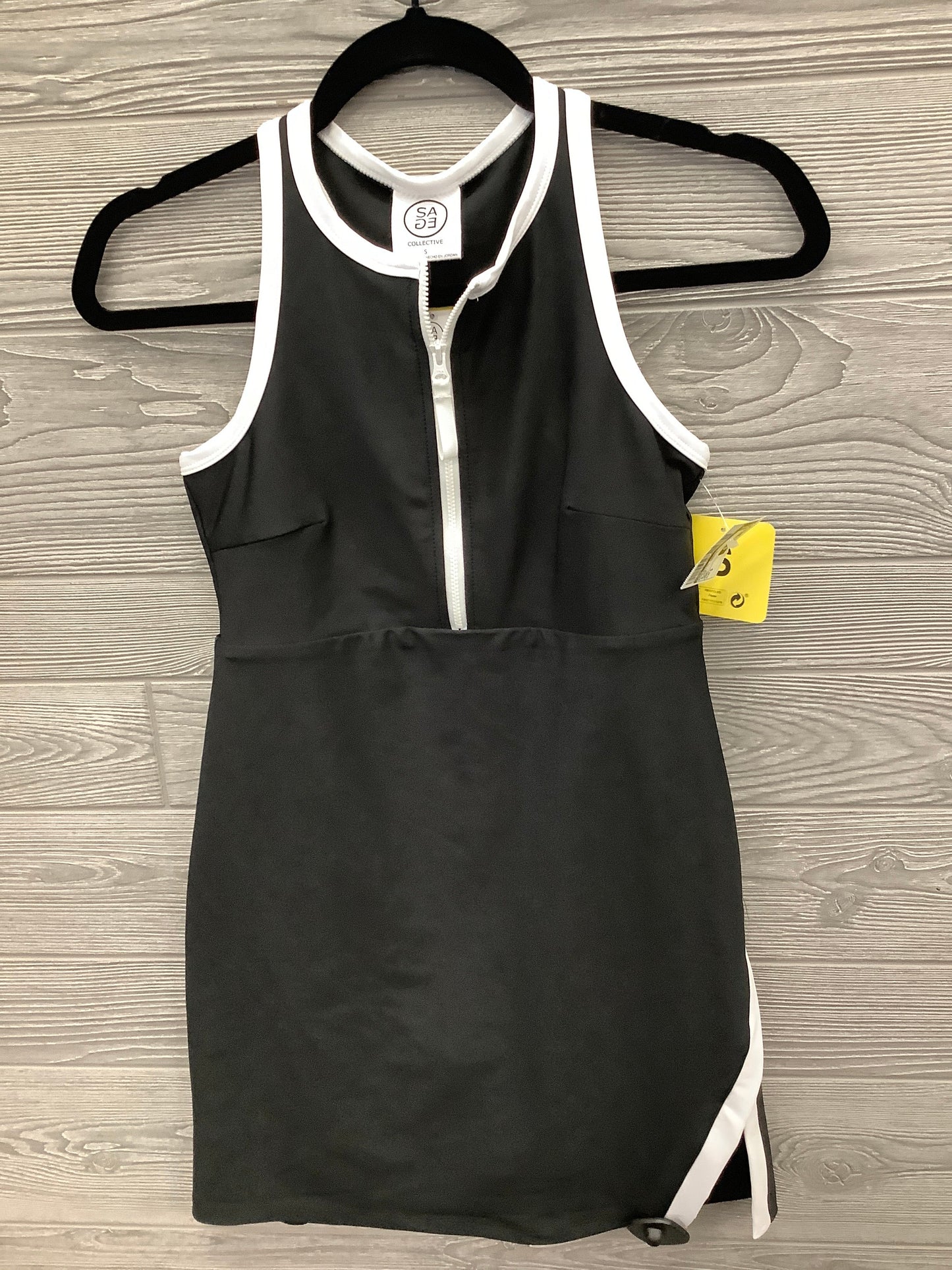 Athletic Dress By Sage In Black, Size: S