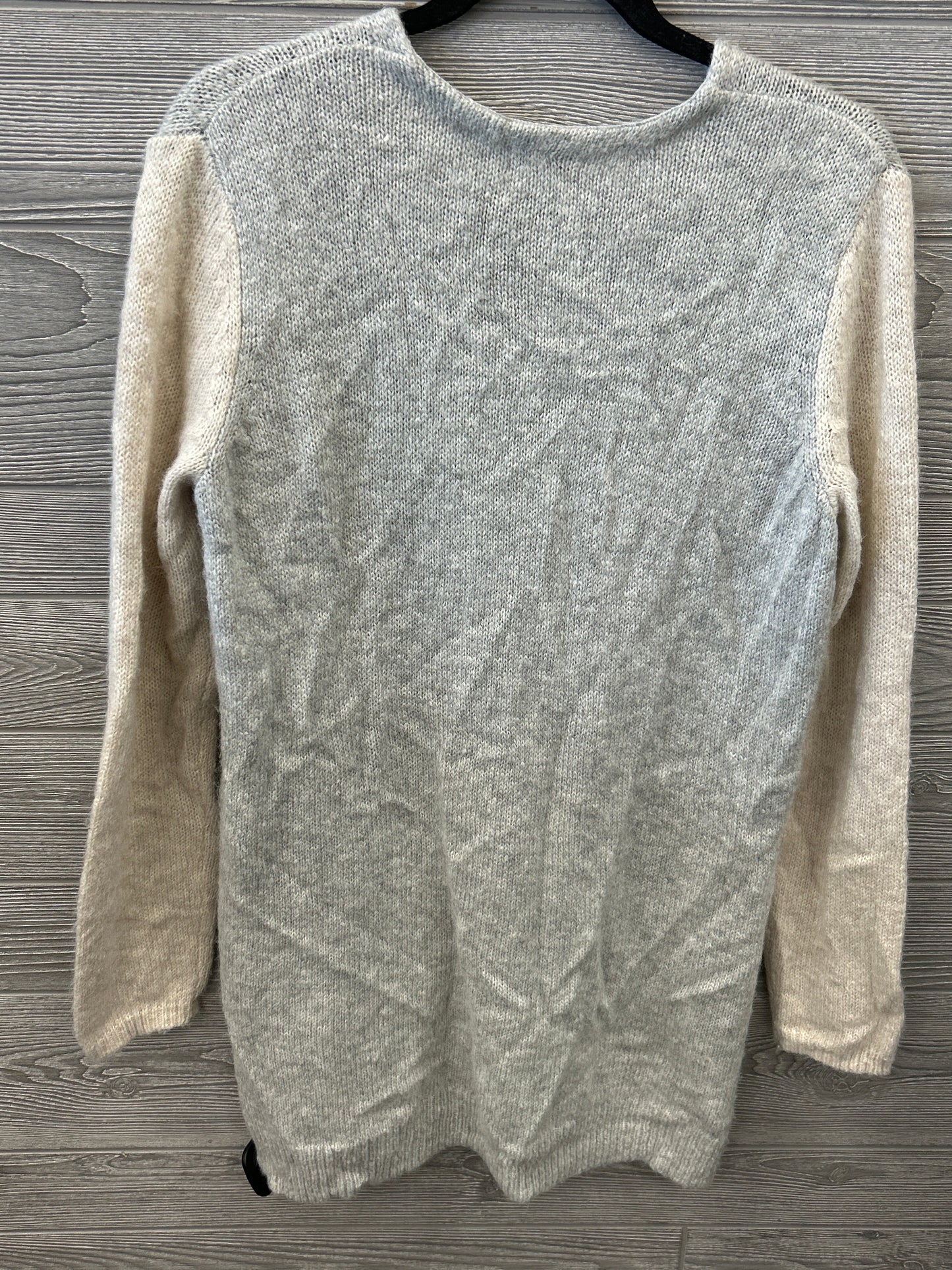 Sweater By Old Navy In Grey, Size: L