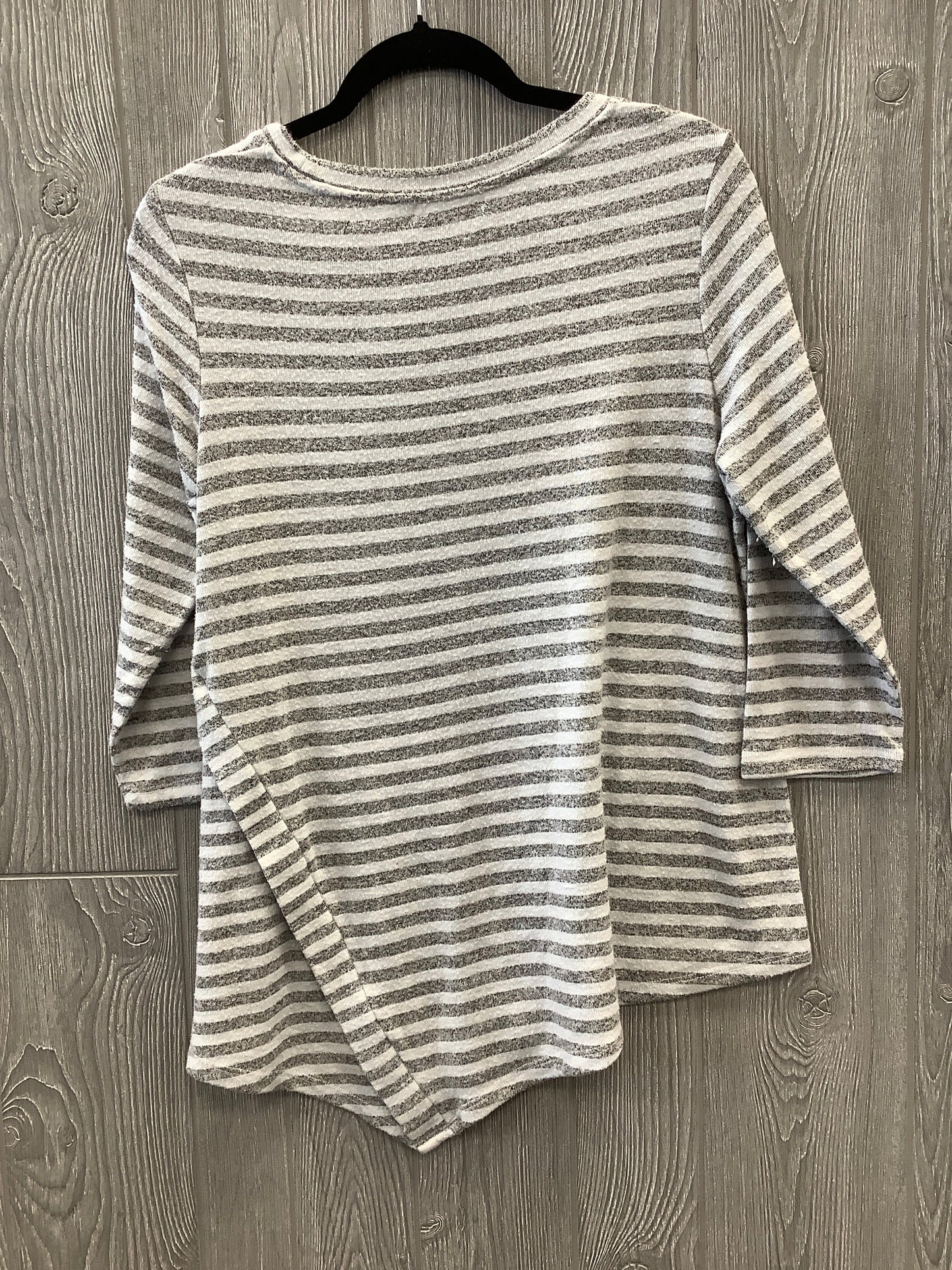 Top 3/4 Sleeve By 89th And Madison In Striped Pattern, Size: L