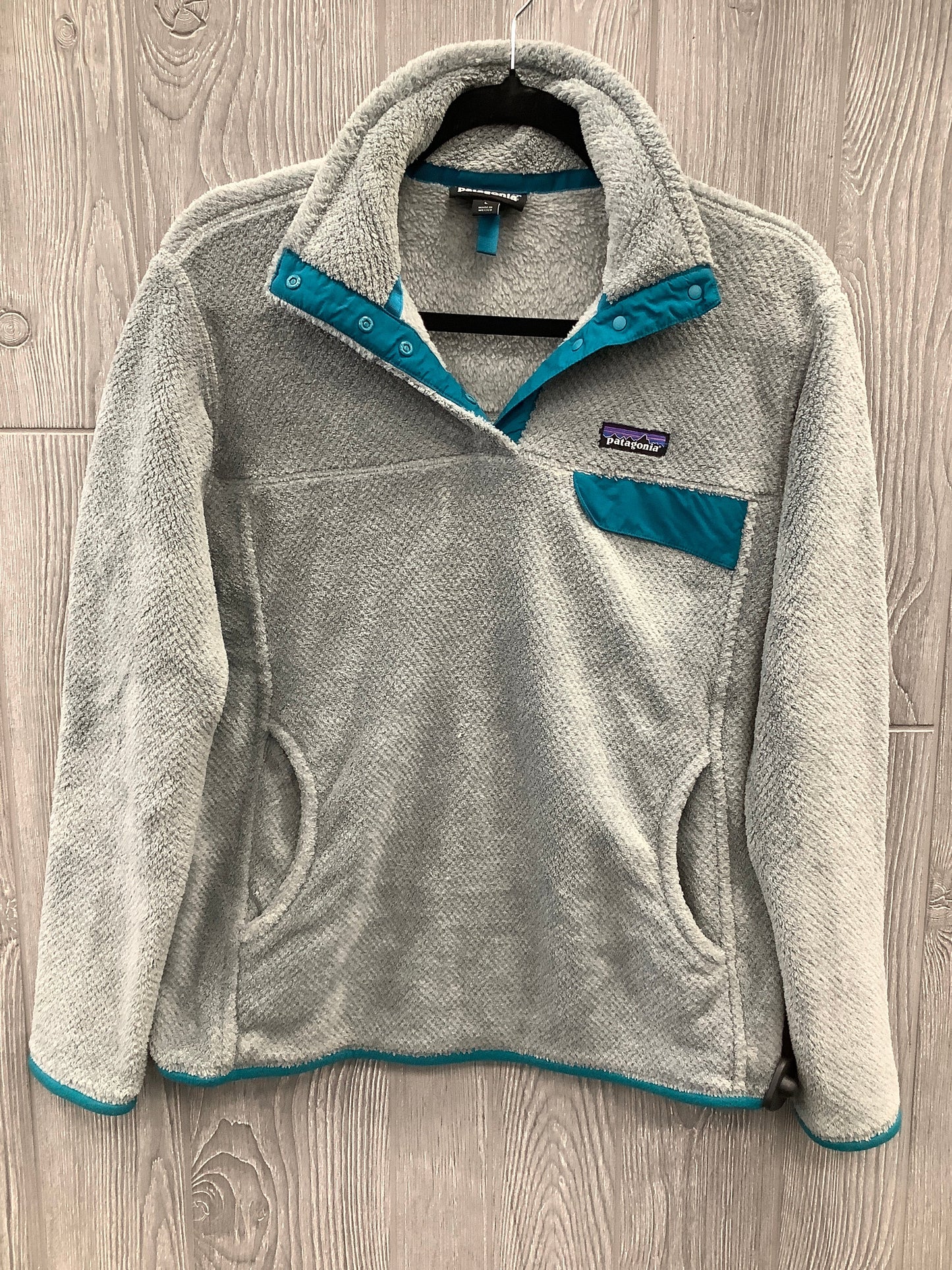 Athletic Sweatshirt Collar By Patagonia In Grey, Size: L