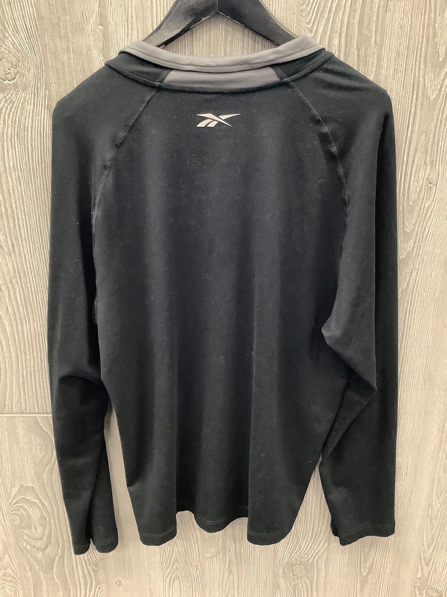 Athletic Top Long Sleeve Collar By Reebok In Black, Size: L