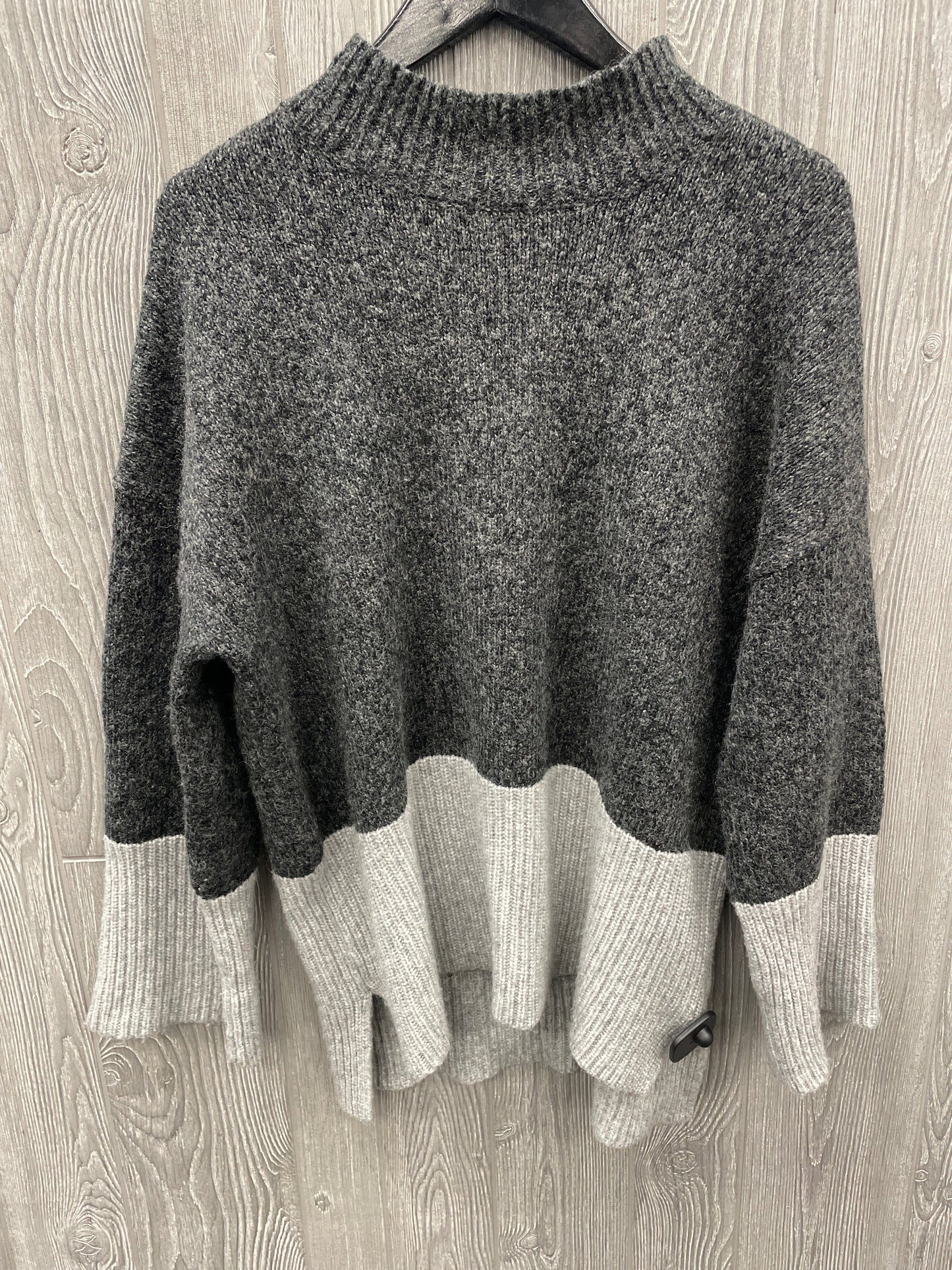 Sweater By Michael By Michael Kors In Grey, Size: Xl