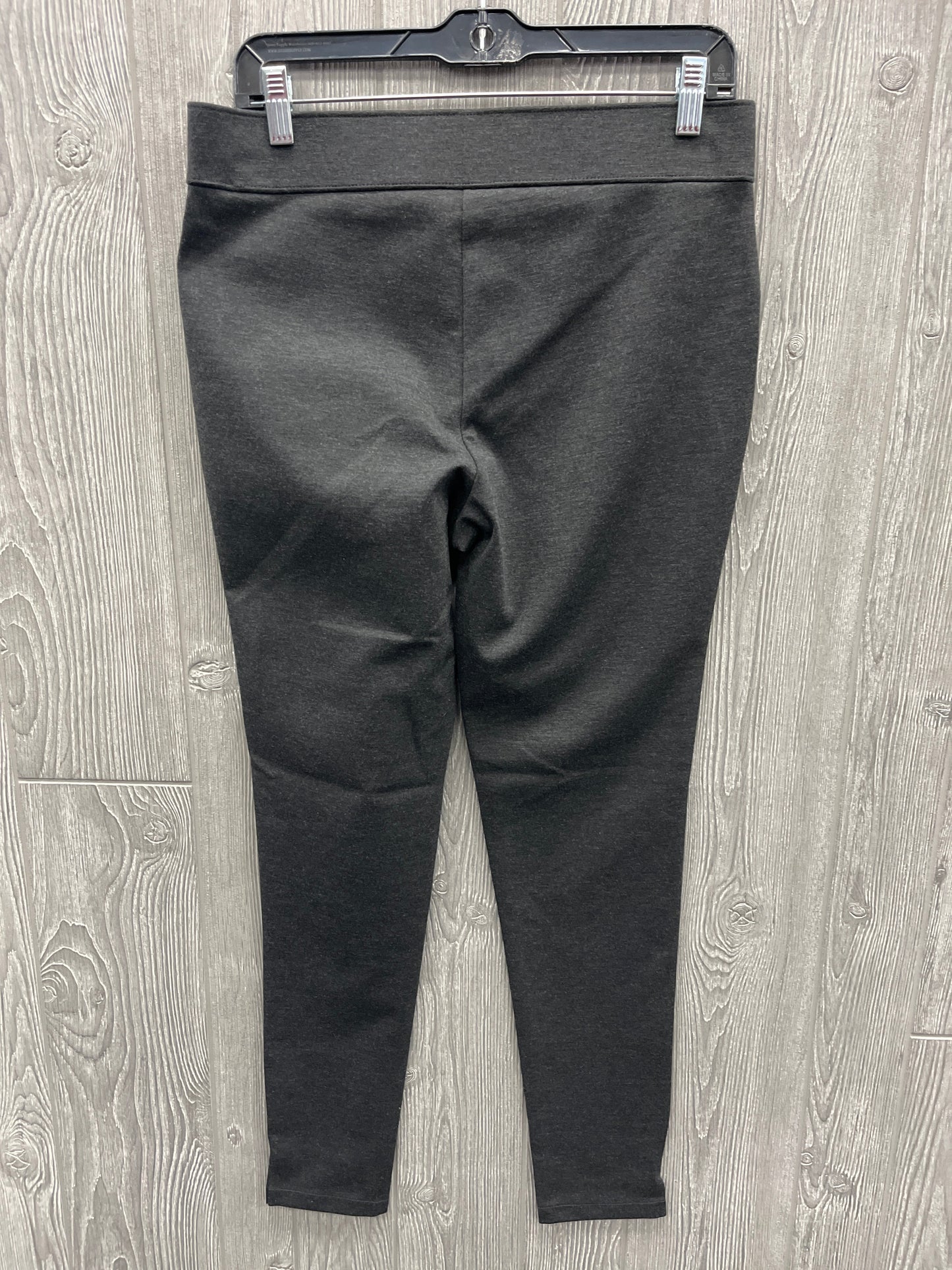 Pants Leggings By Cece In Grey, Size: M