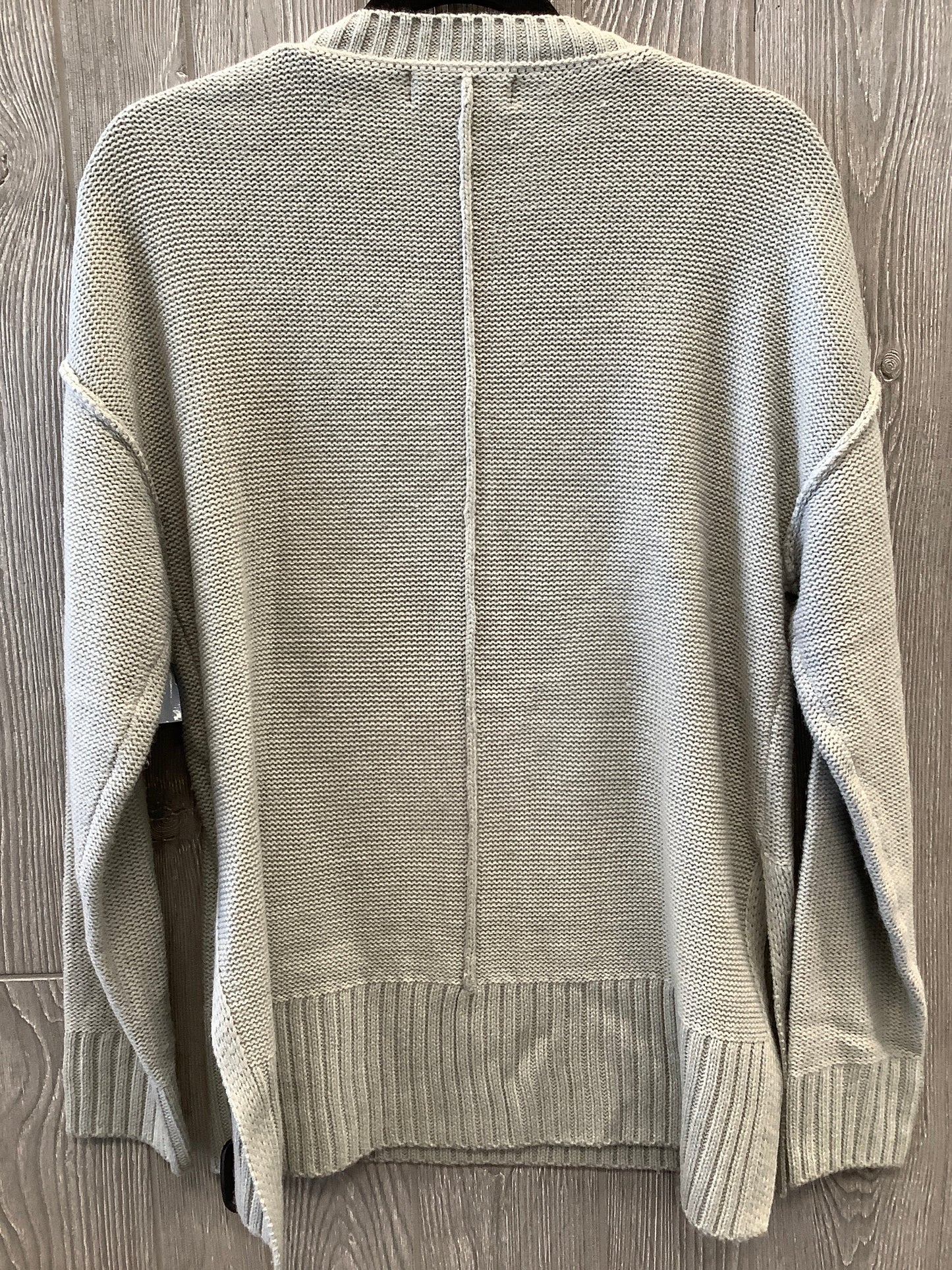 Sweater By Clothes Mentor In Grey, Size: M