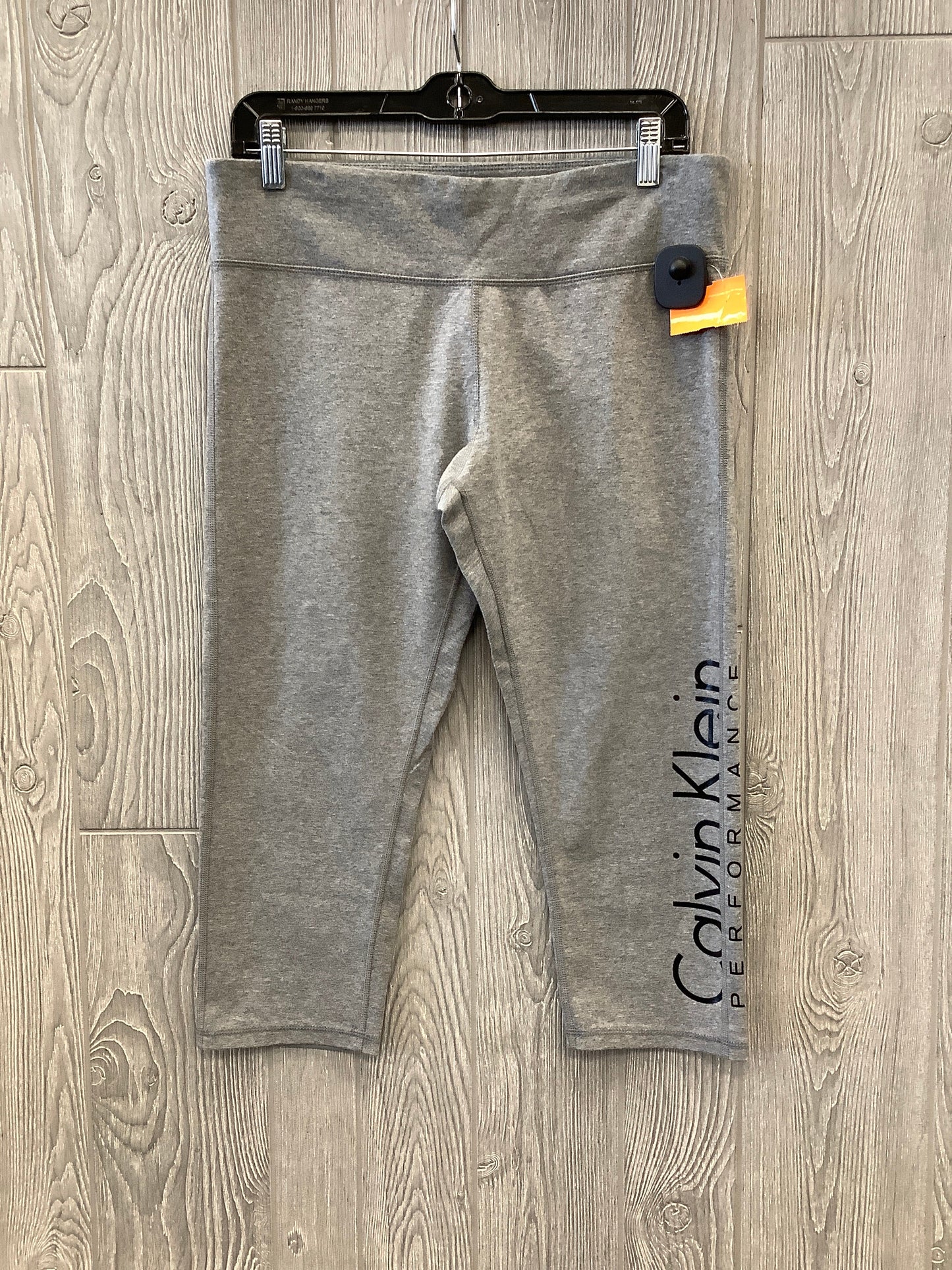 Athletic Capris By Calvin Klein In Grey, Size: Xl