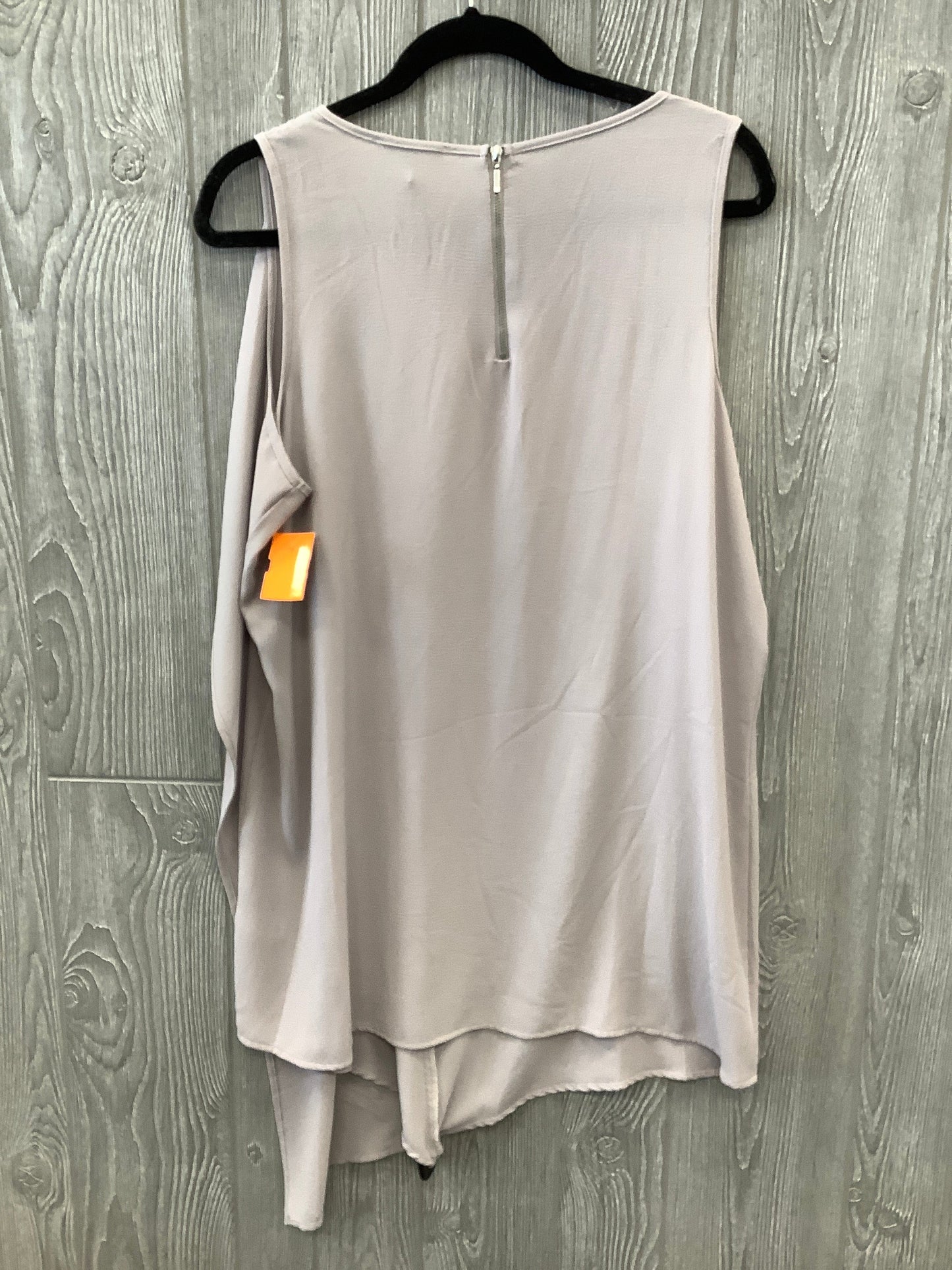 Top Short Sleeve By Cable And Gauge In Grey, Size: Xl