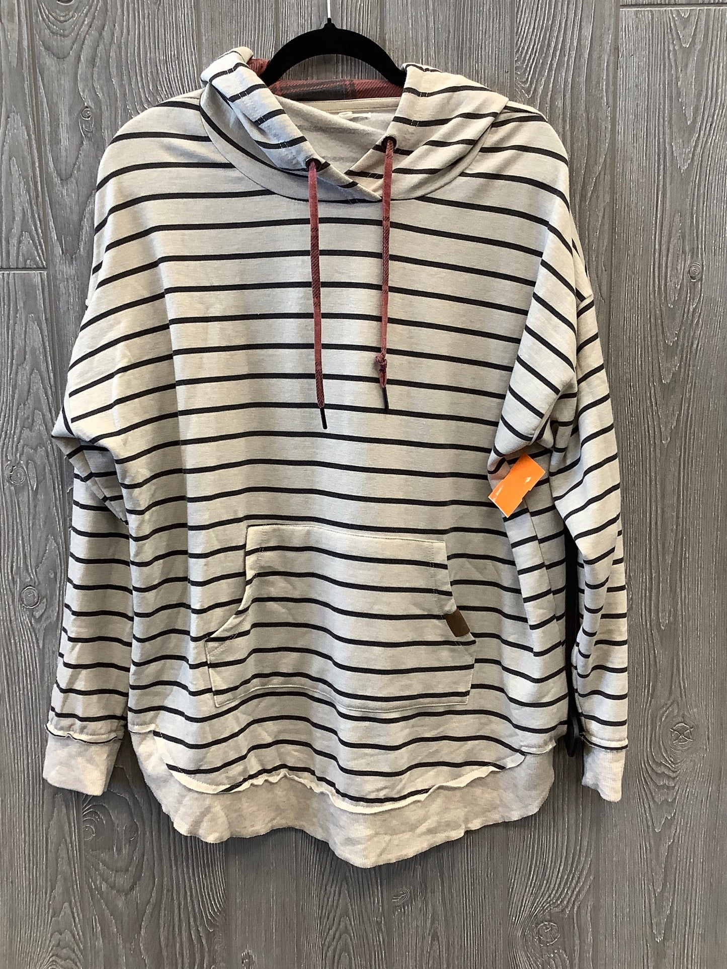 Top Long Sleeve By Maurices In Striped Pattern, Size: Xxl