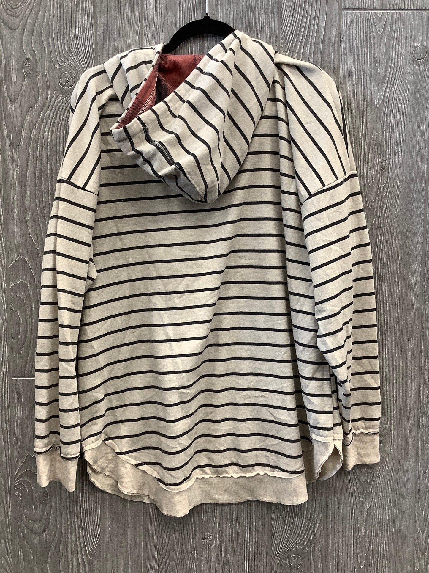 Top Long Sleeve By Maurices In Striped Pattern, Size: Xxl