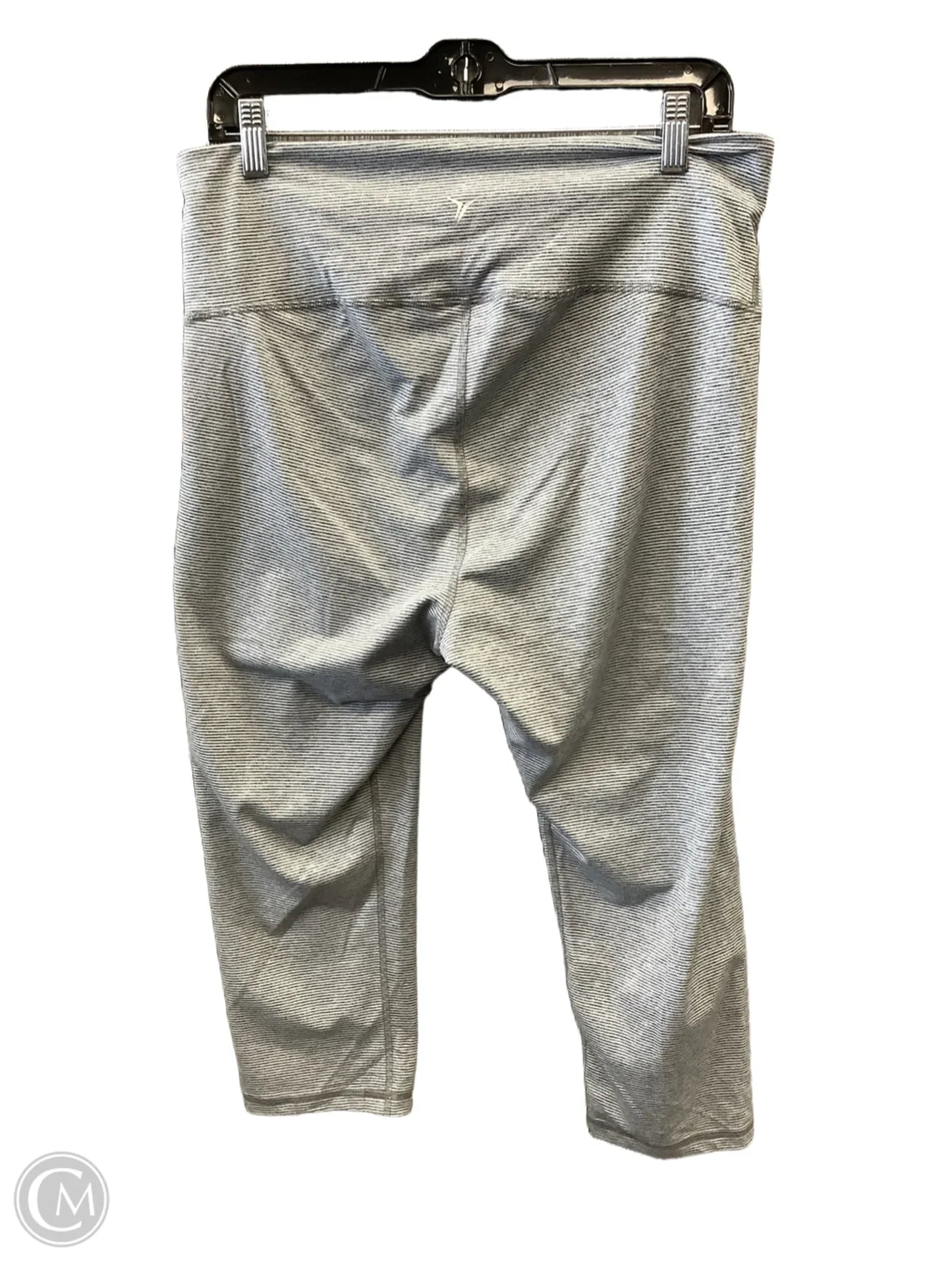 Athletic Capris By Old Navy In Grey, Size: Xl