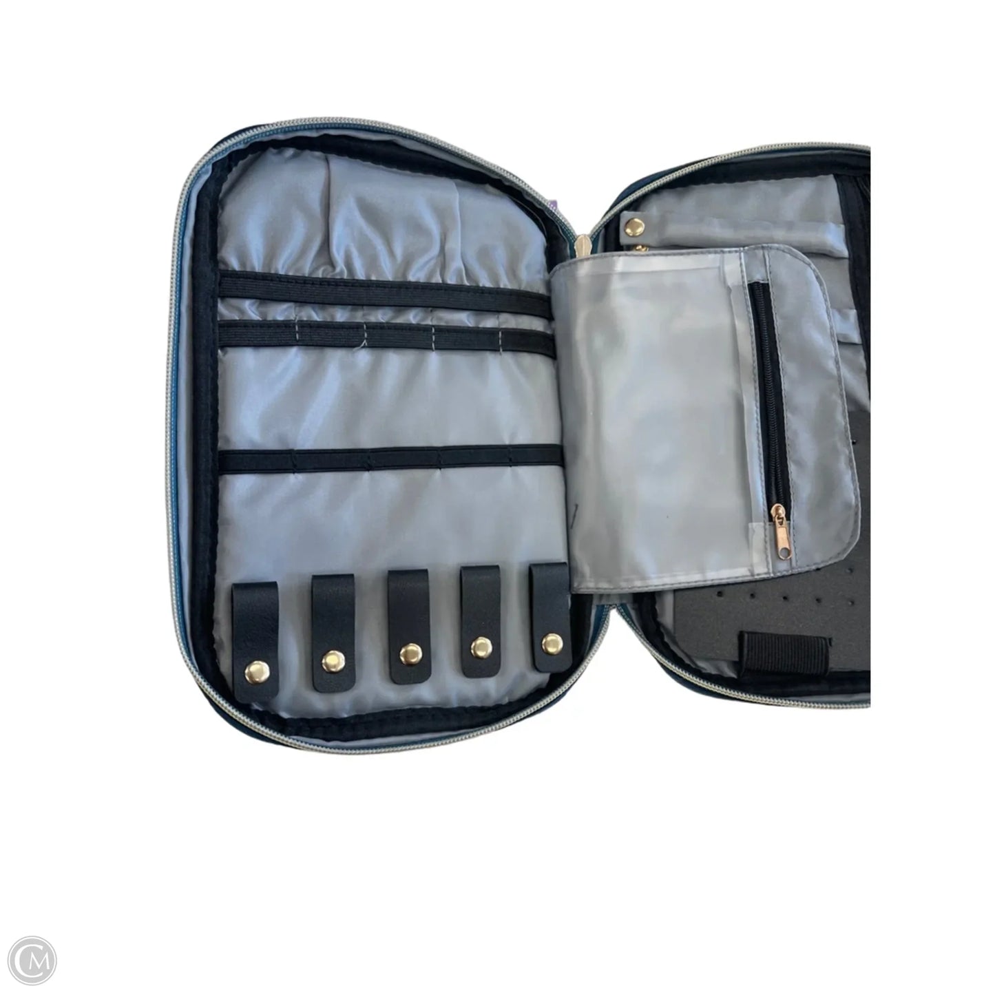 Makeup Bag By Clothes Mentor, Size: Medium