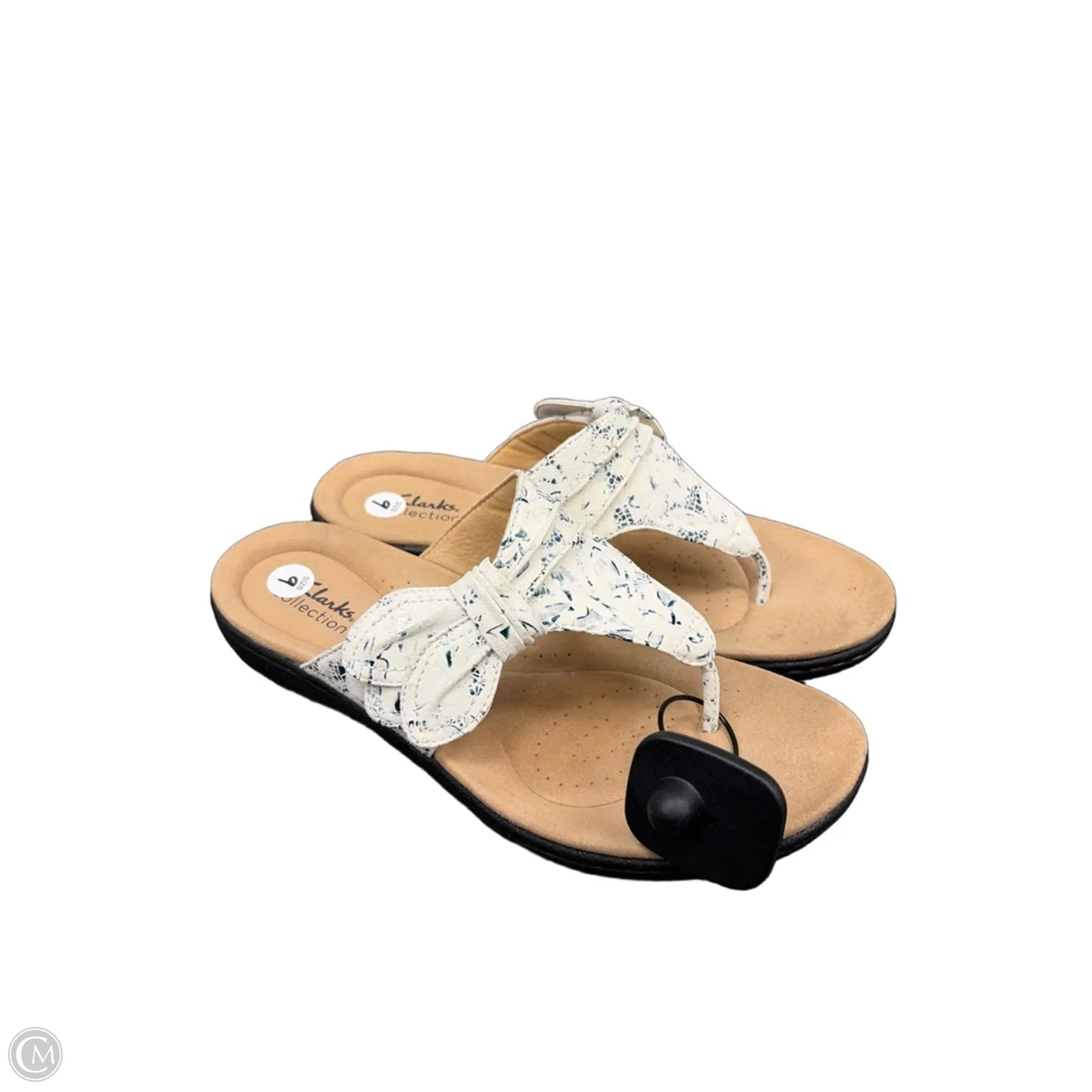 Sandals Flats By Clarks In White, Size: 9