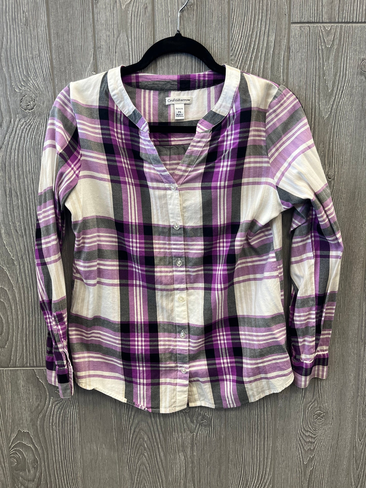 Top Long Sleeve Basic By Croft And Barrow In Purple, Size: Petite   Small