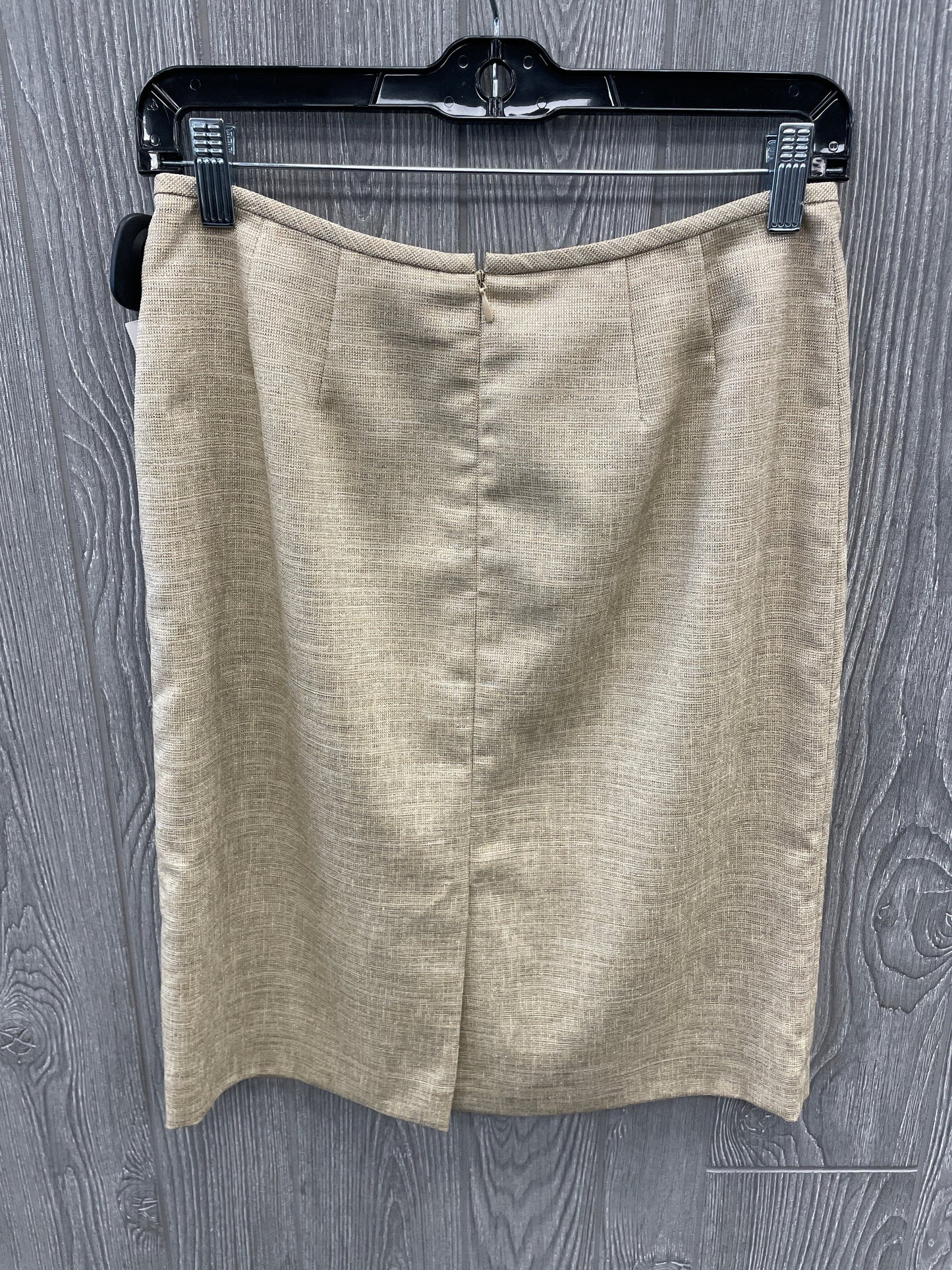 Skirt Mini & Short By Kasper In Gold, Size: 4