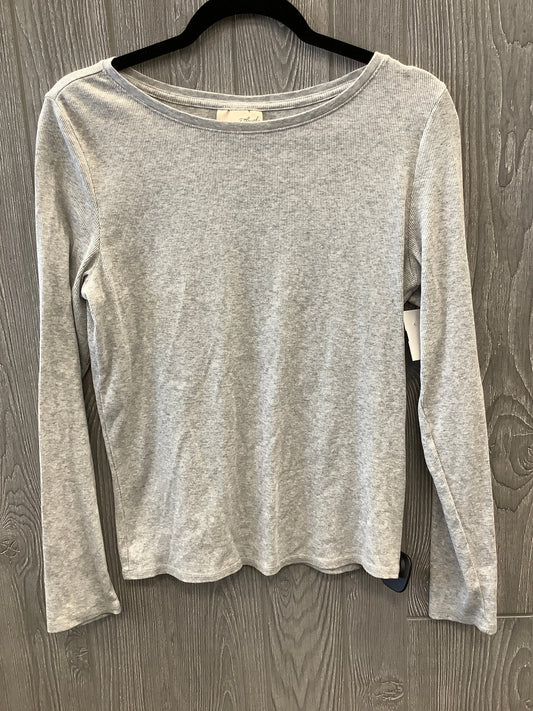 Top Long Sleeve Basic By Universal Thread In Grey, Size: L