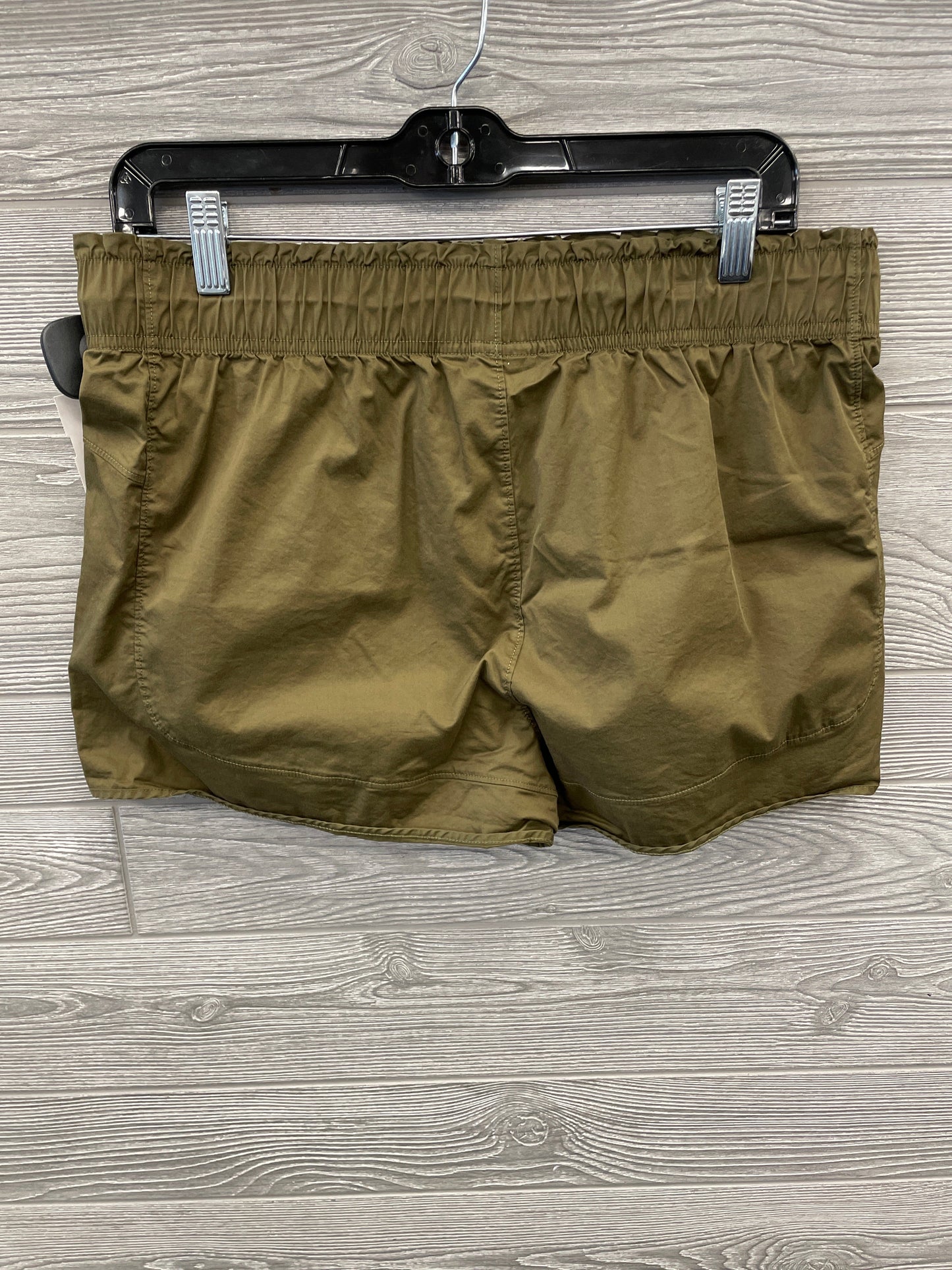 Athletic Shorts By Mondetta In Green, Size: L