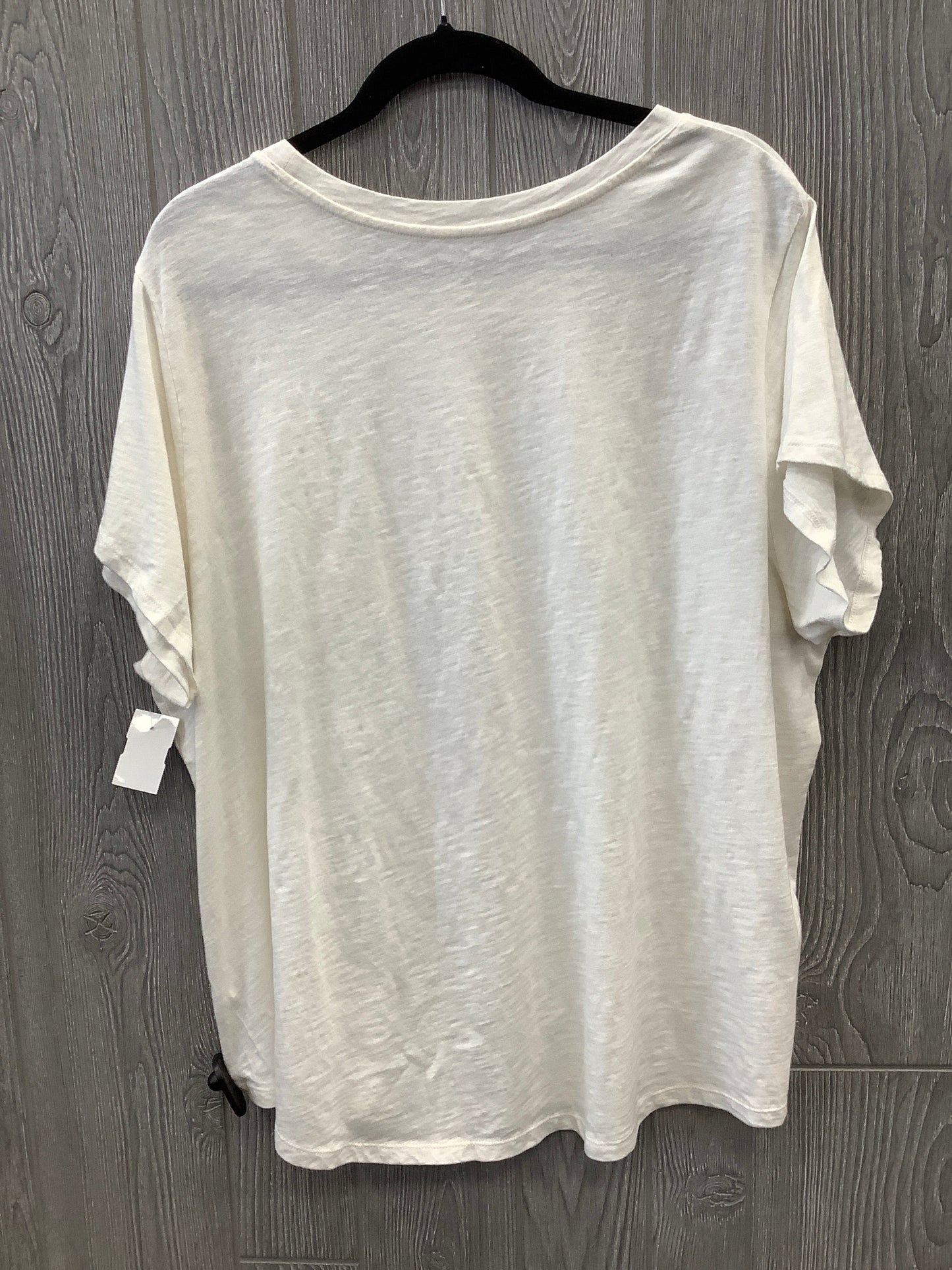 Top Short Sleeve By Old Navy In White, Size: Xxl