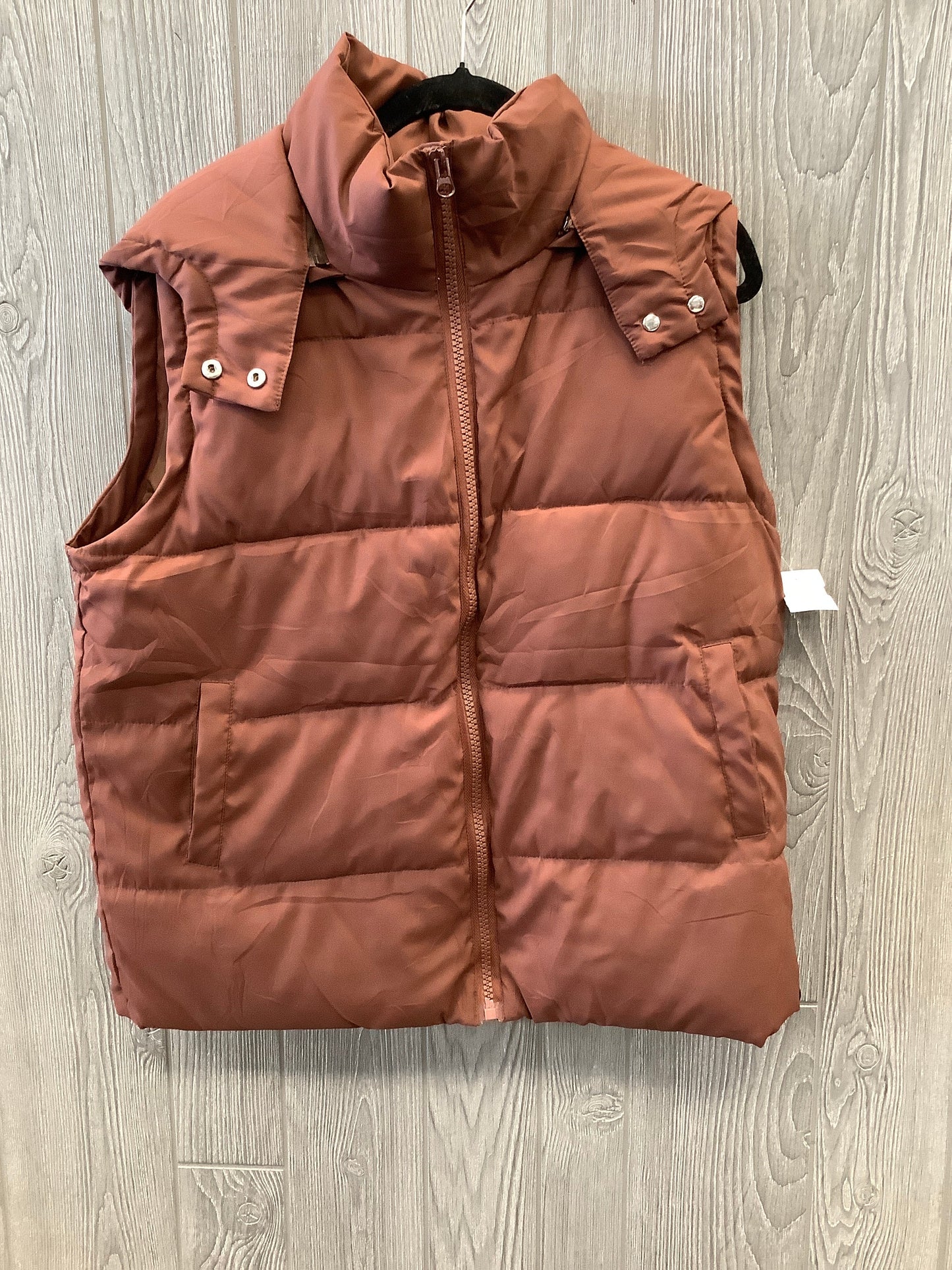 Vest Puffer & Quilted By Cme In Brown, Size: S