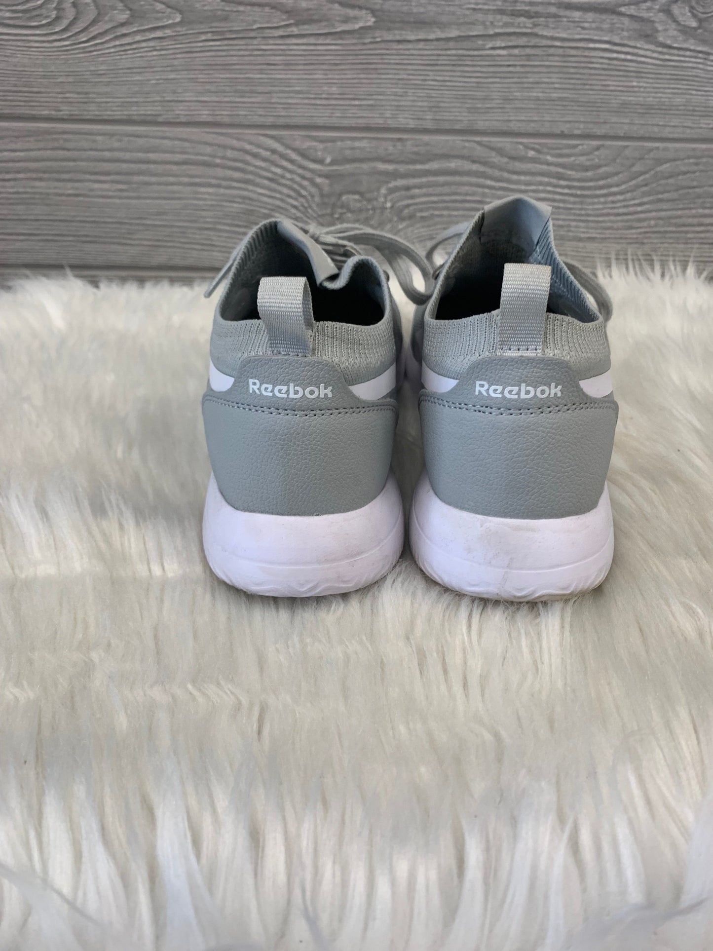 Shoes Athletic By Reebok In Grey, Size: 9.5