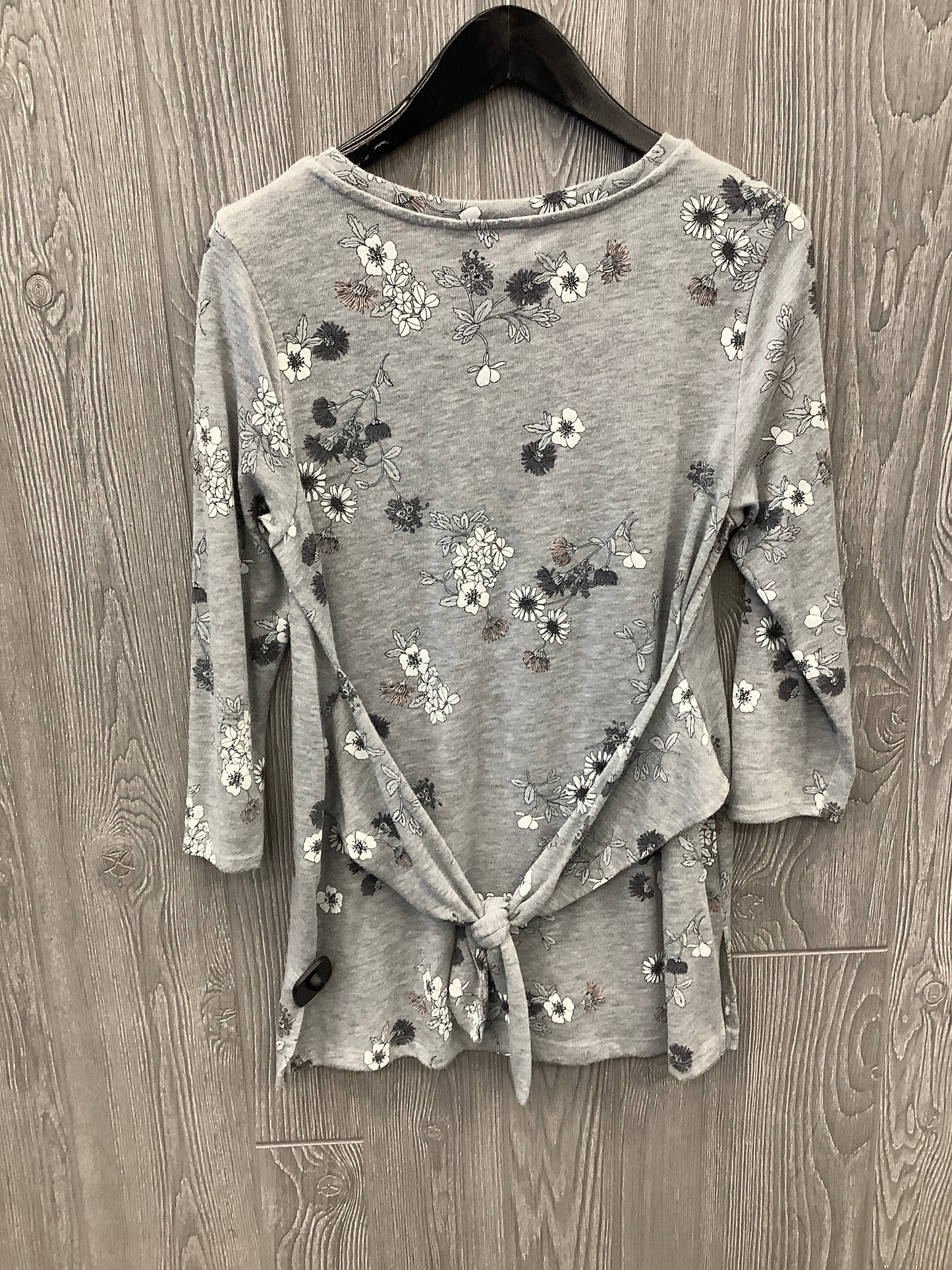 Top Long Sleeve By Liz Claiborne In Grey, Size: M