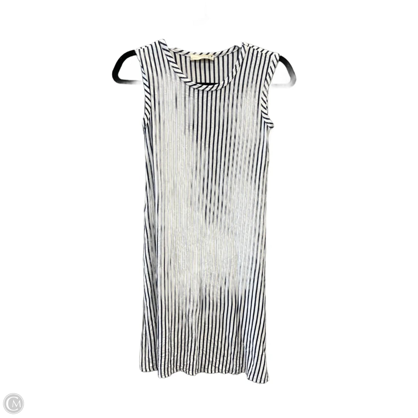 Dress Casual Short By Clothes Mentor In Striped Pattern, Size: S