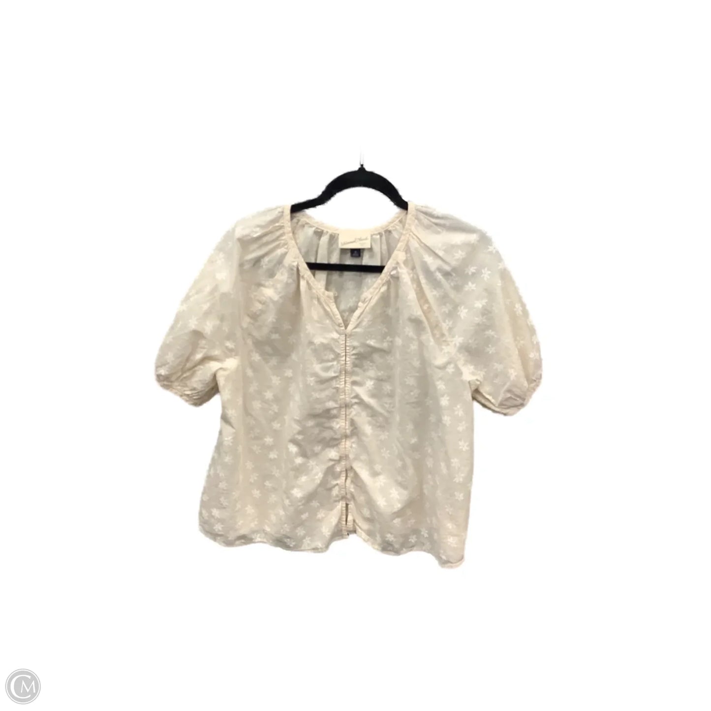 Top Short Sleeve By Universal Thread In Cream, Size: M