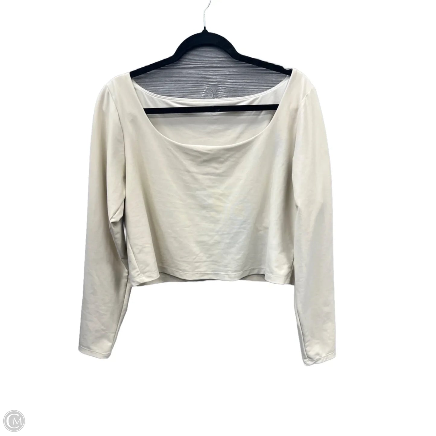 Athletic Top Long Sleeve Crewneck By Old Navy In Cream, Size: 2x