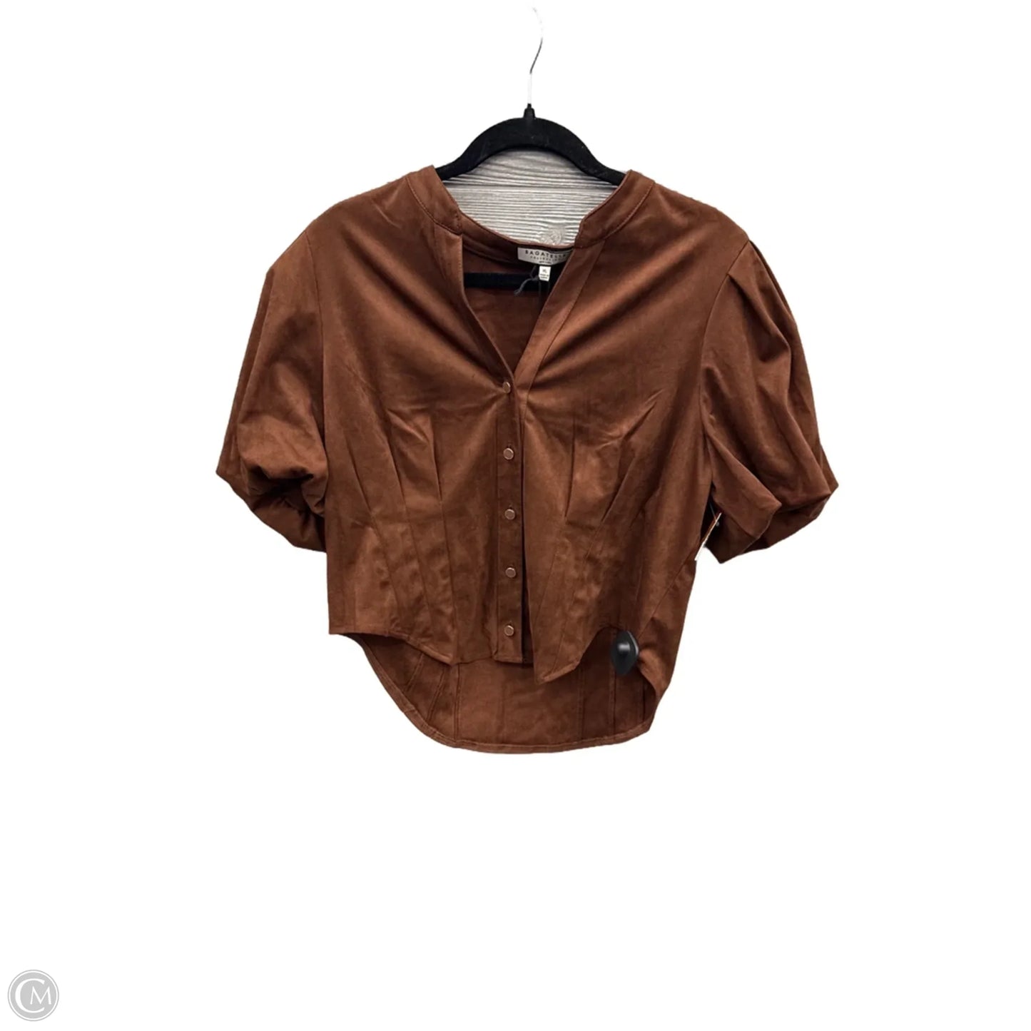 Top Short Sleeve By Bagatelle In Brown, Size: Xl