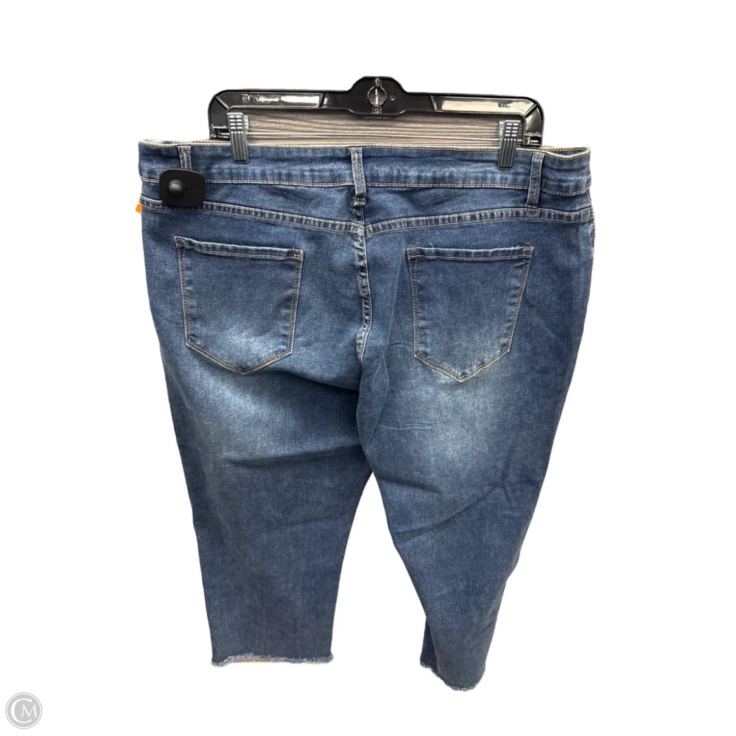 Capris By Clothes Mentor In Blue Denim, Size: 20