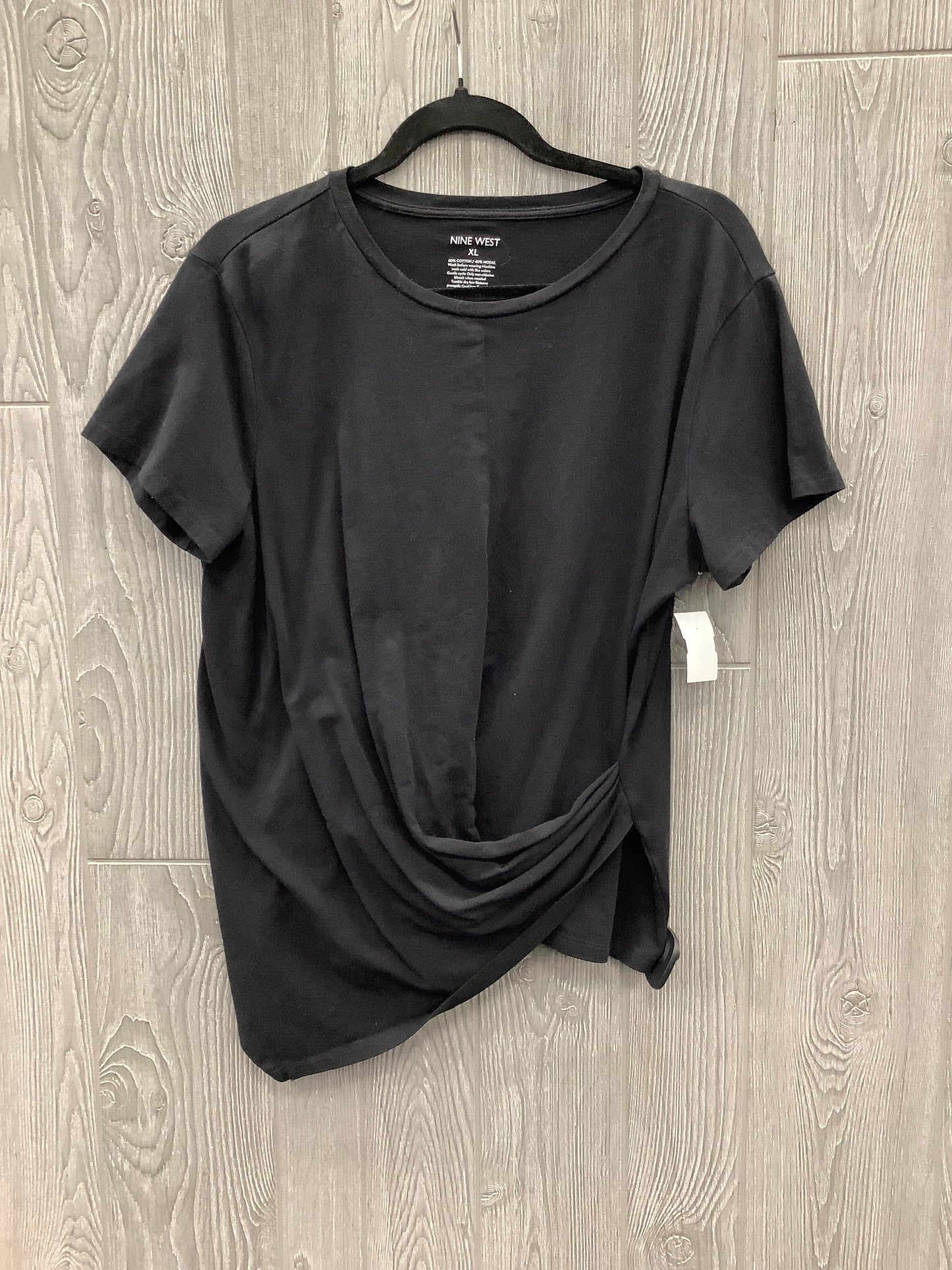 Top Short Sleeve By Nine West In Black, Size: Xl