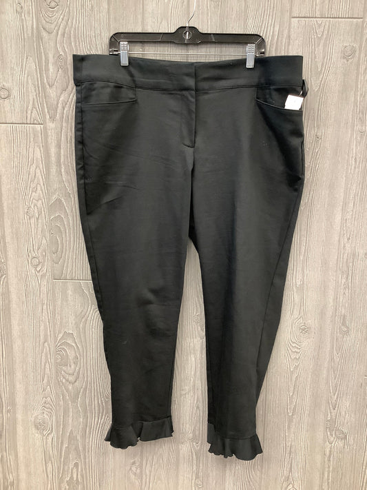 Pants Cropped By Lane Bryant In Black, Size: 18