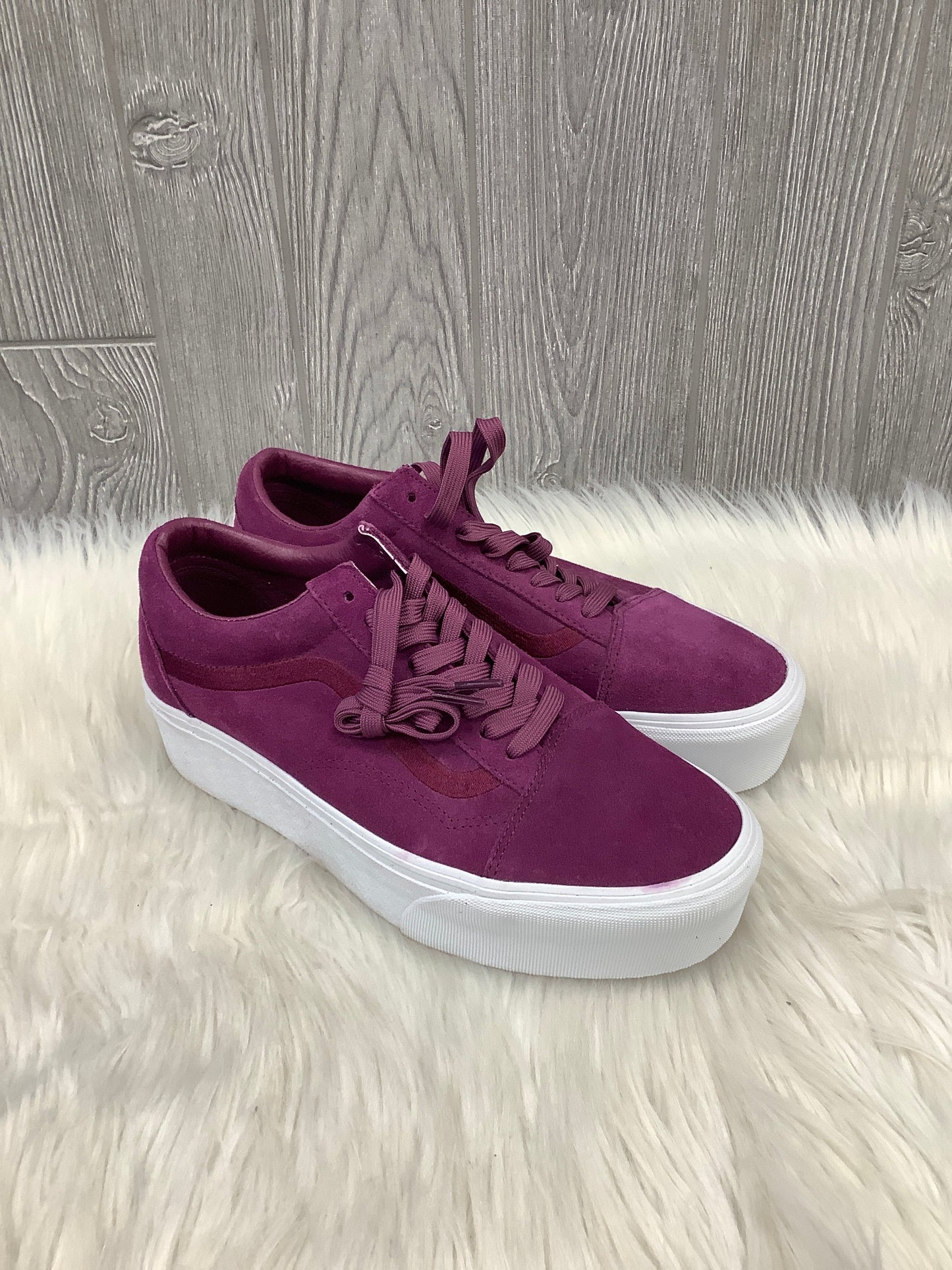 Shoes Sneakers By Vans In Purple, Size: 10