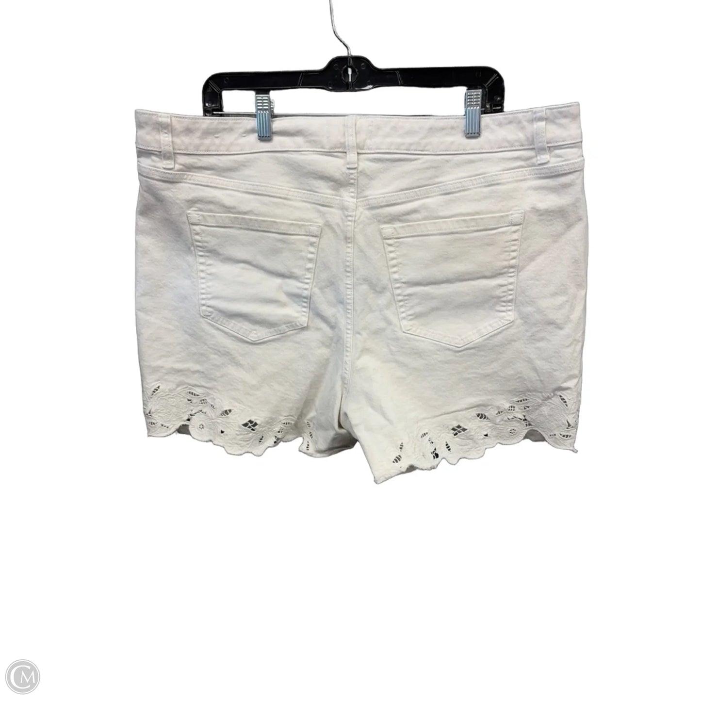 Shorts By Lane Bryant In White, Size: 18