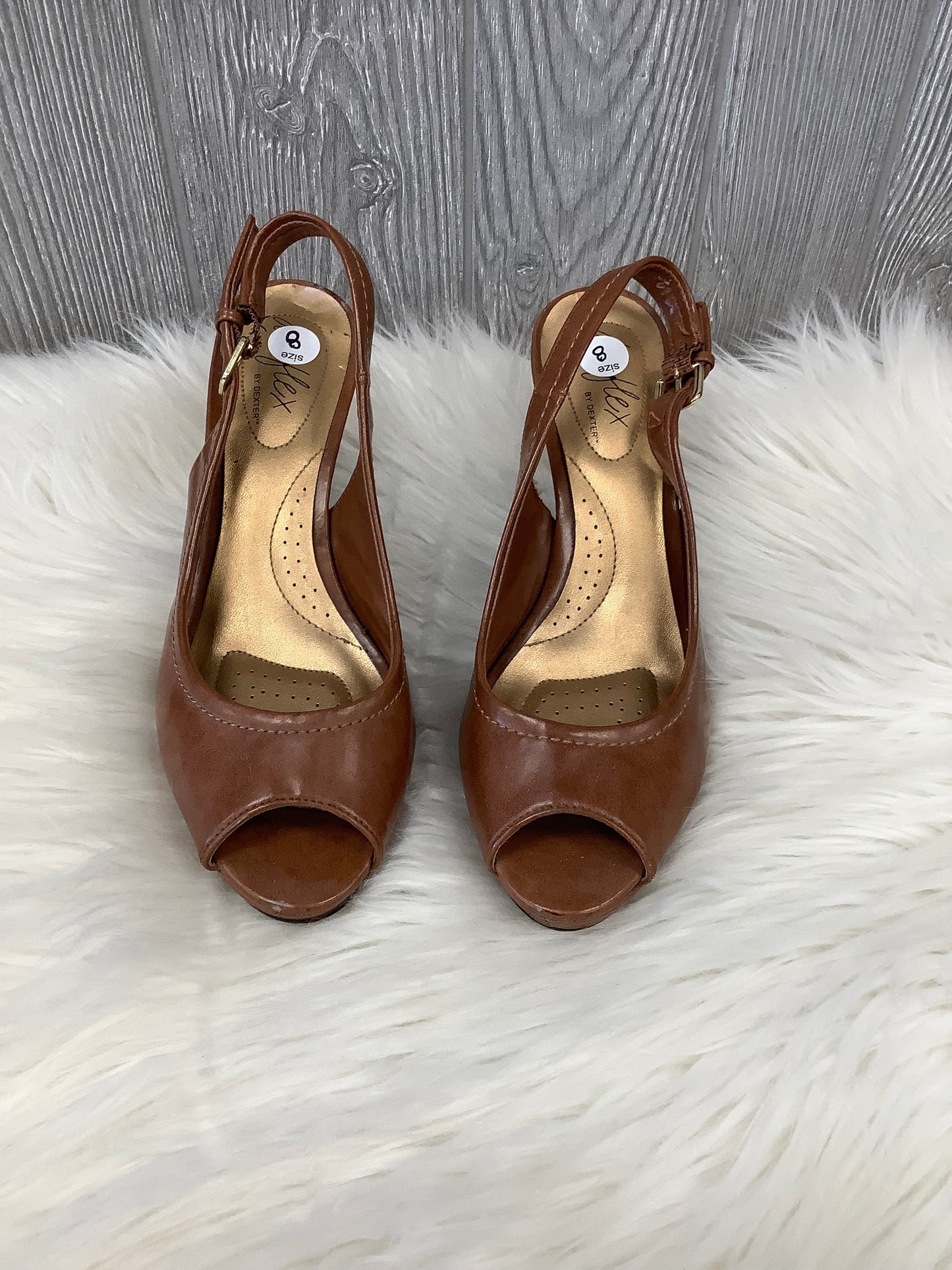Brown Shoes Heels Kitten Dexter, Size 8