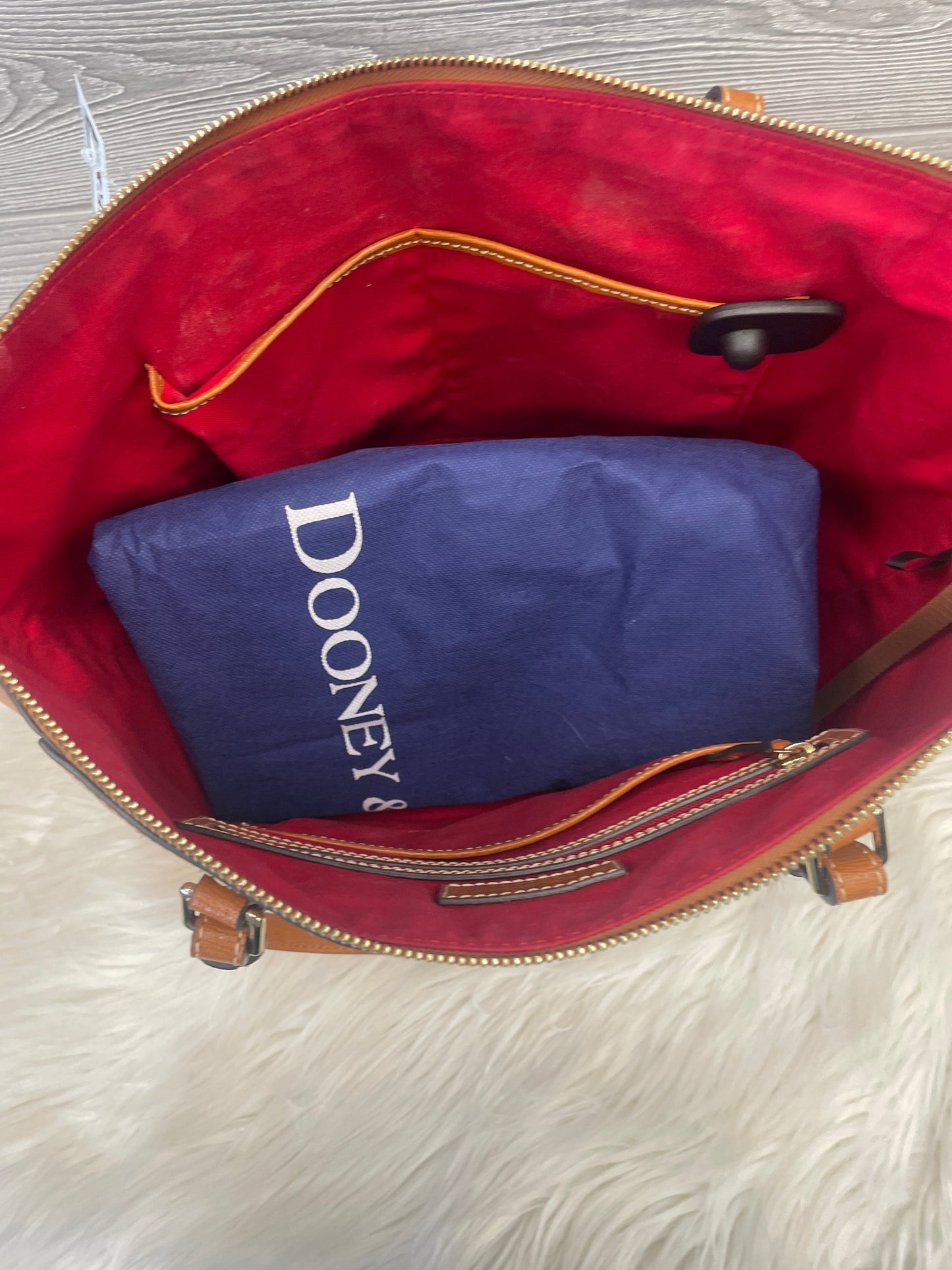 Handbag Designer Dooney And Bourke, Size Large