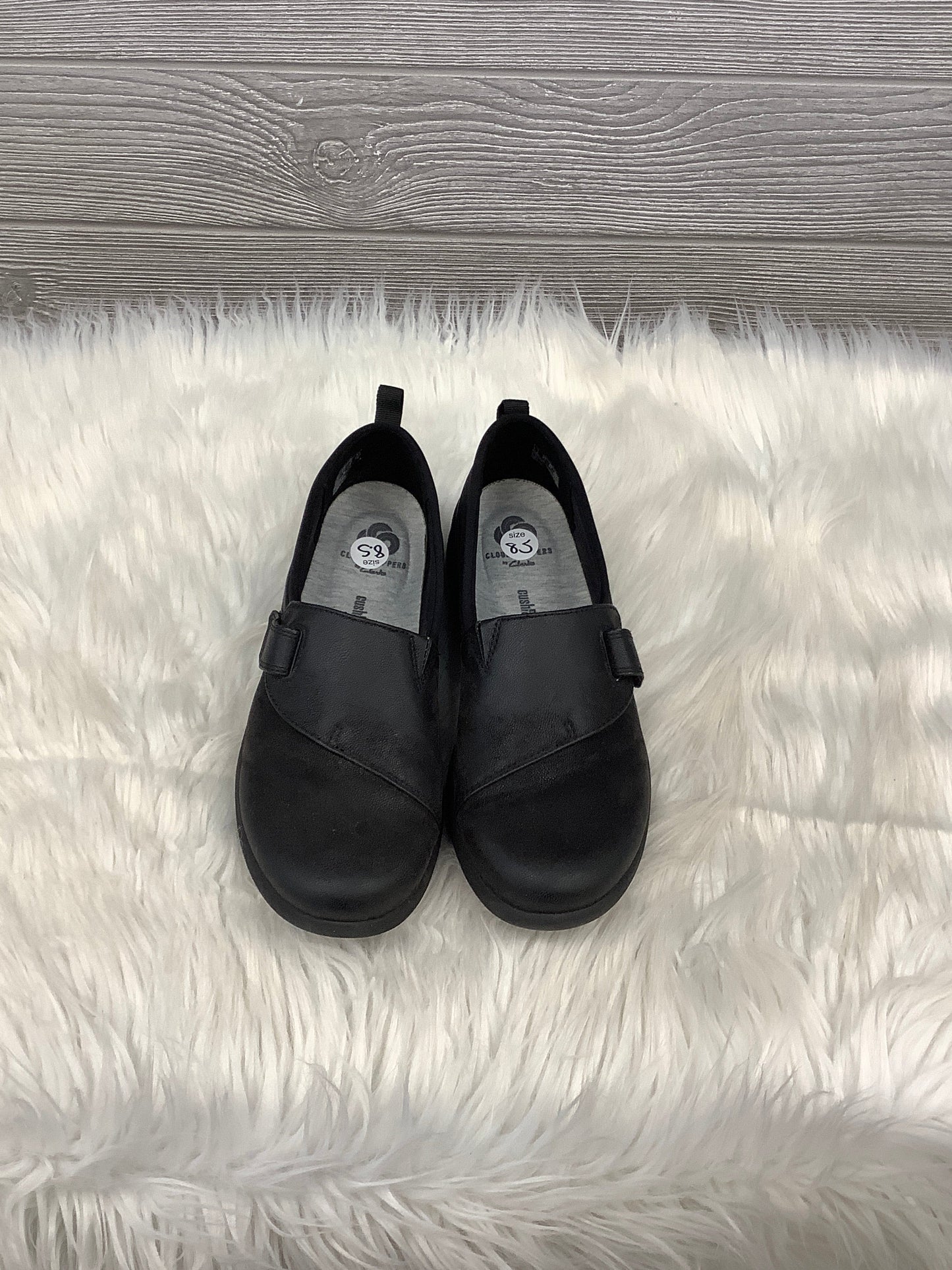 Black Shoes Flats Clarks, Size 6.5