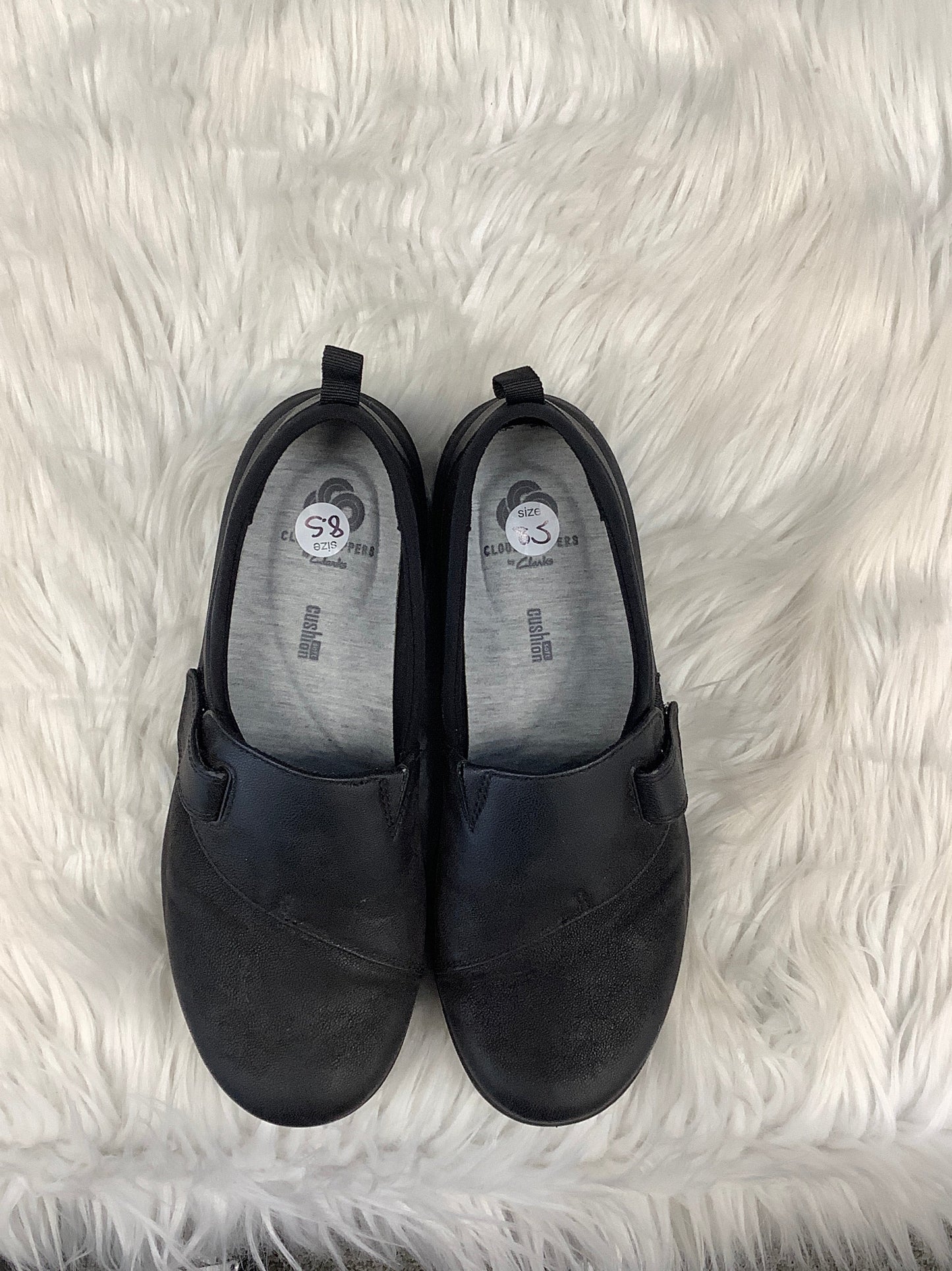 Black Shoes Flats Clarks, Size 6.5