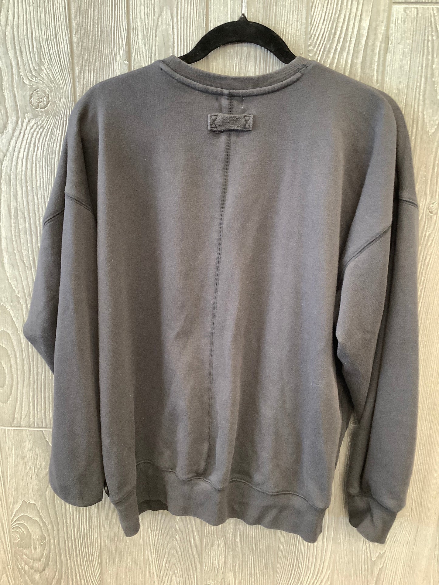 Grey Sweatshirt Crewneck Clothes Mentor, Size M