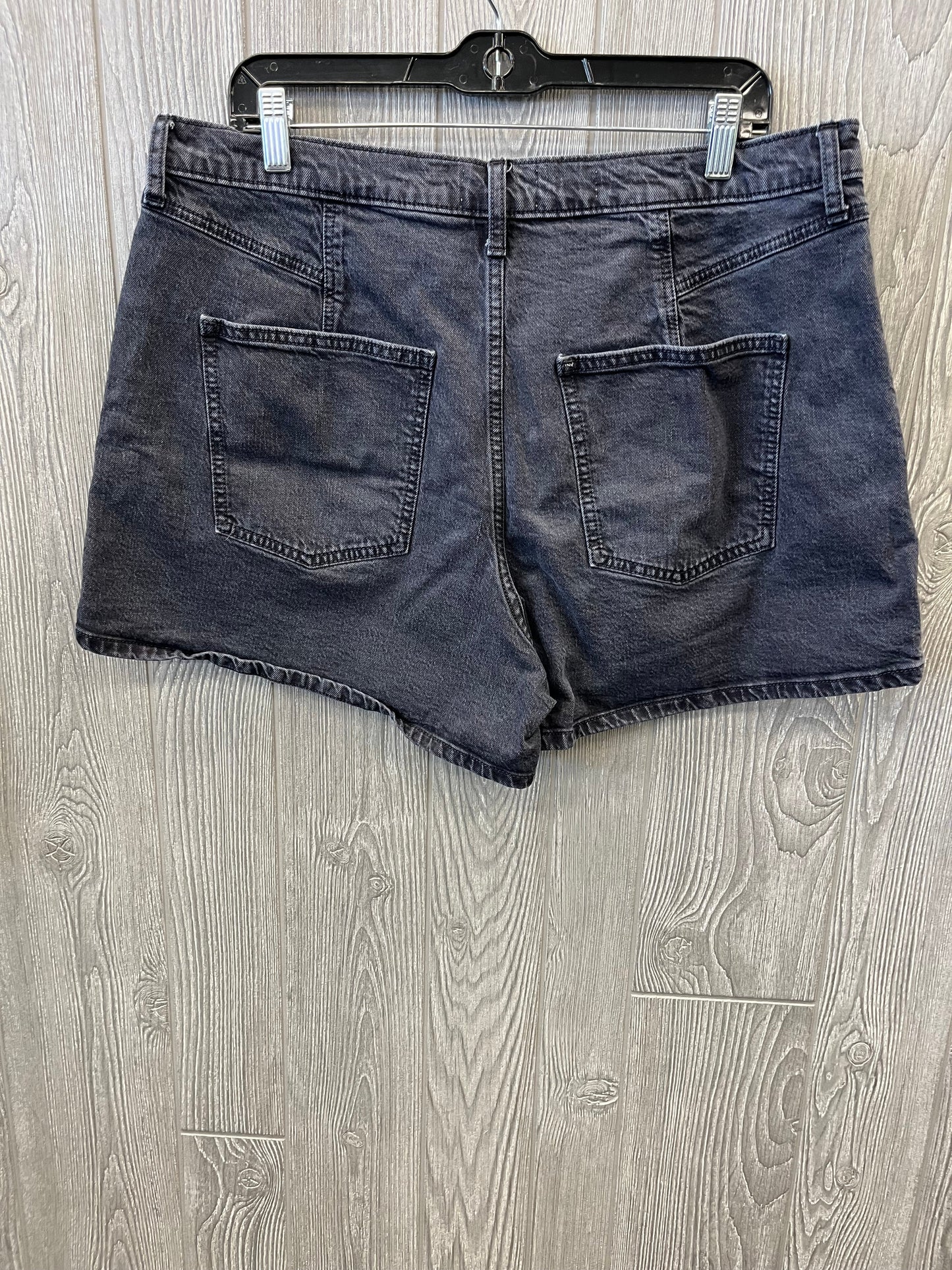 Shorts By Universal Thread In Black Denim, Size: 16