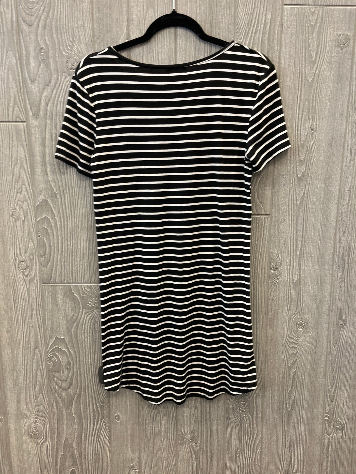 Dress Casual Midi By Clothes Mentor In Striped Pattern, Size: S