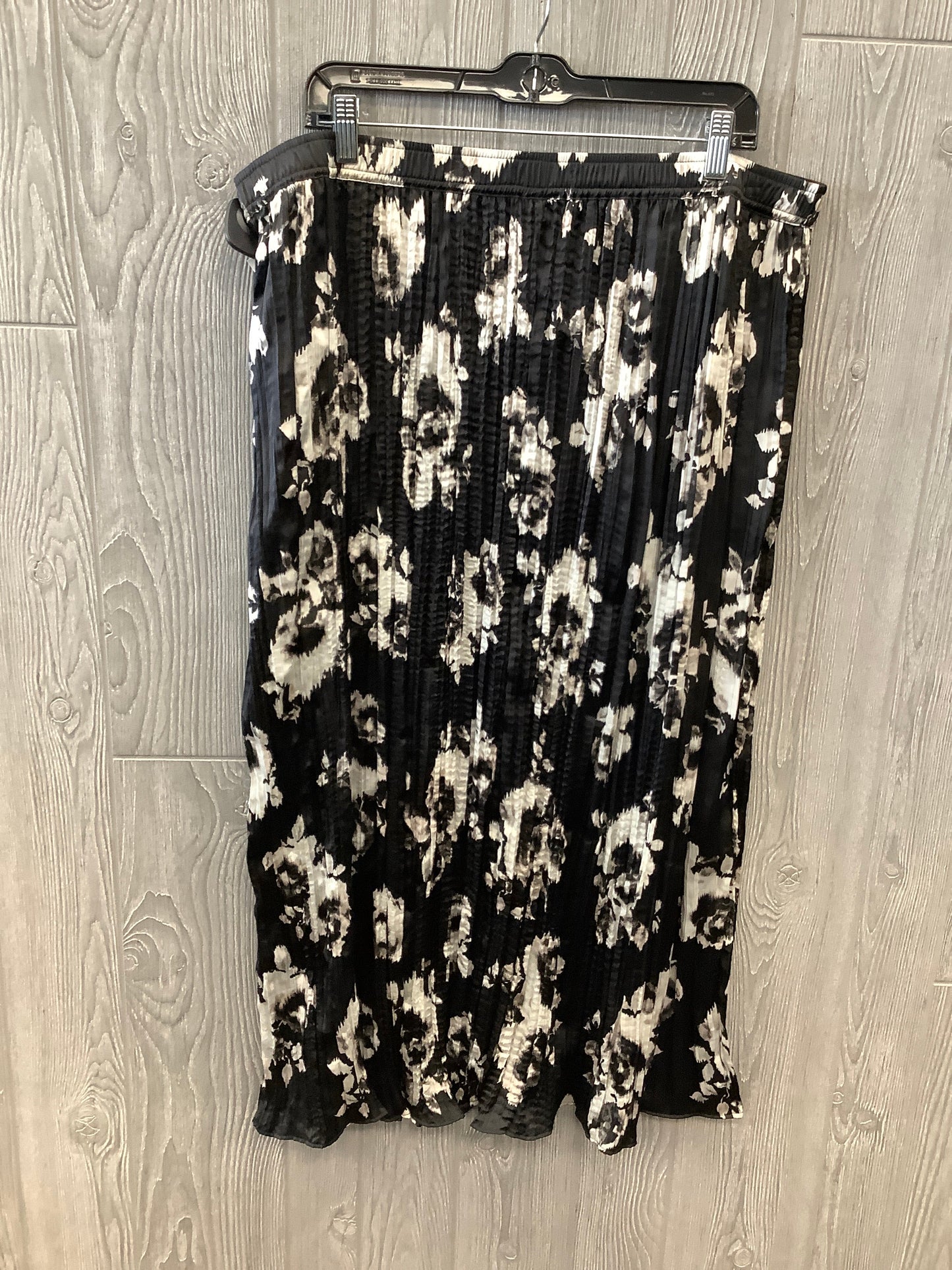 Black Skirt Maxi Simply Vera, Size 18