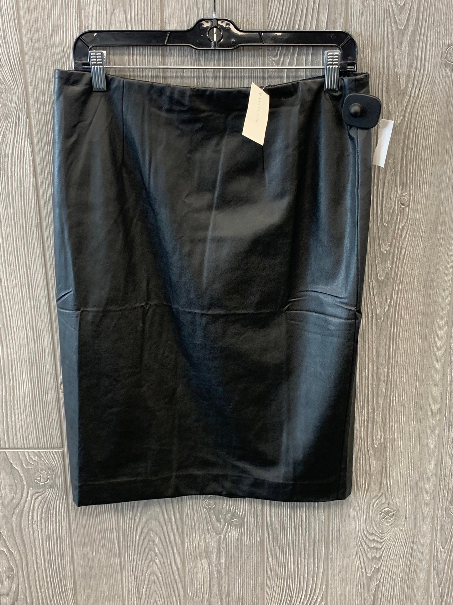 Black Skirt Midi Ann Taylor, Size 10