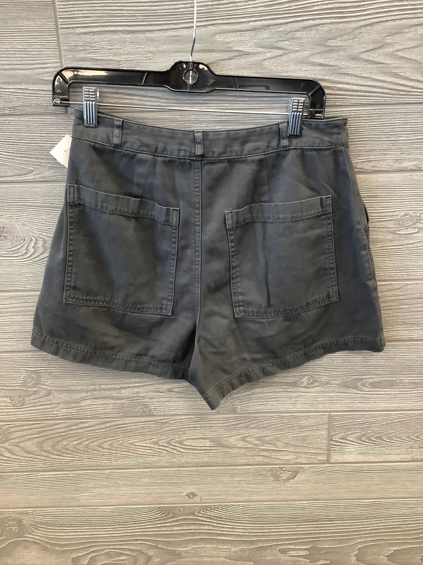 Shorts By Universal Thread In Grey, Size: 6