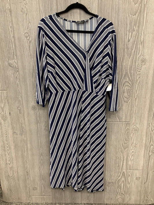 Dress Casual Midi By Clothes Mentor In Blue & White, Size: 3x