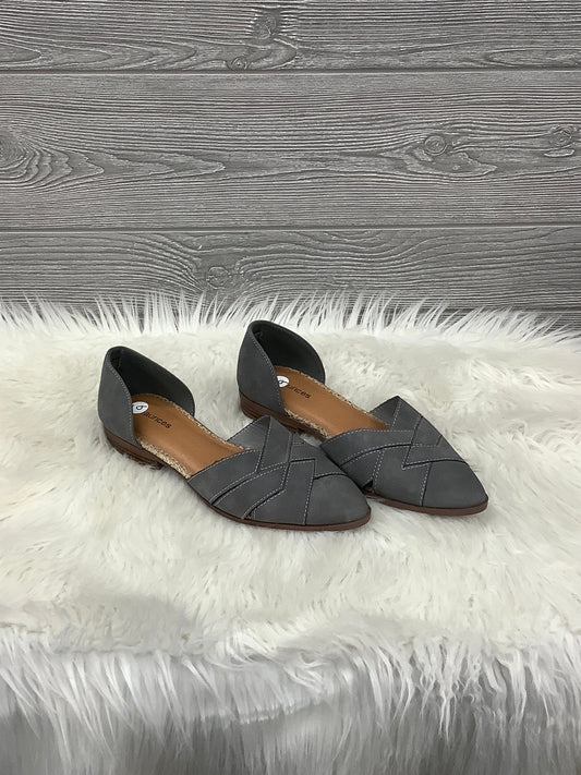 Shoes Flats By Maurices In Grey, Size: 9